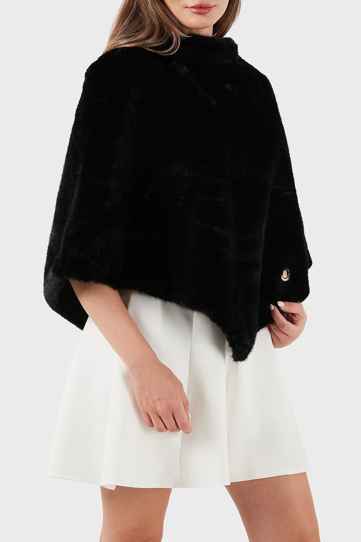 Guess Shaida Comfort Fit Bisiklet Yaka Yumuşak Dokulu Peluş AW5411POL03 Bayan Panço AW5411 POL03 BLA SİYAH - 4