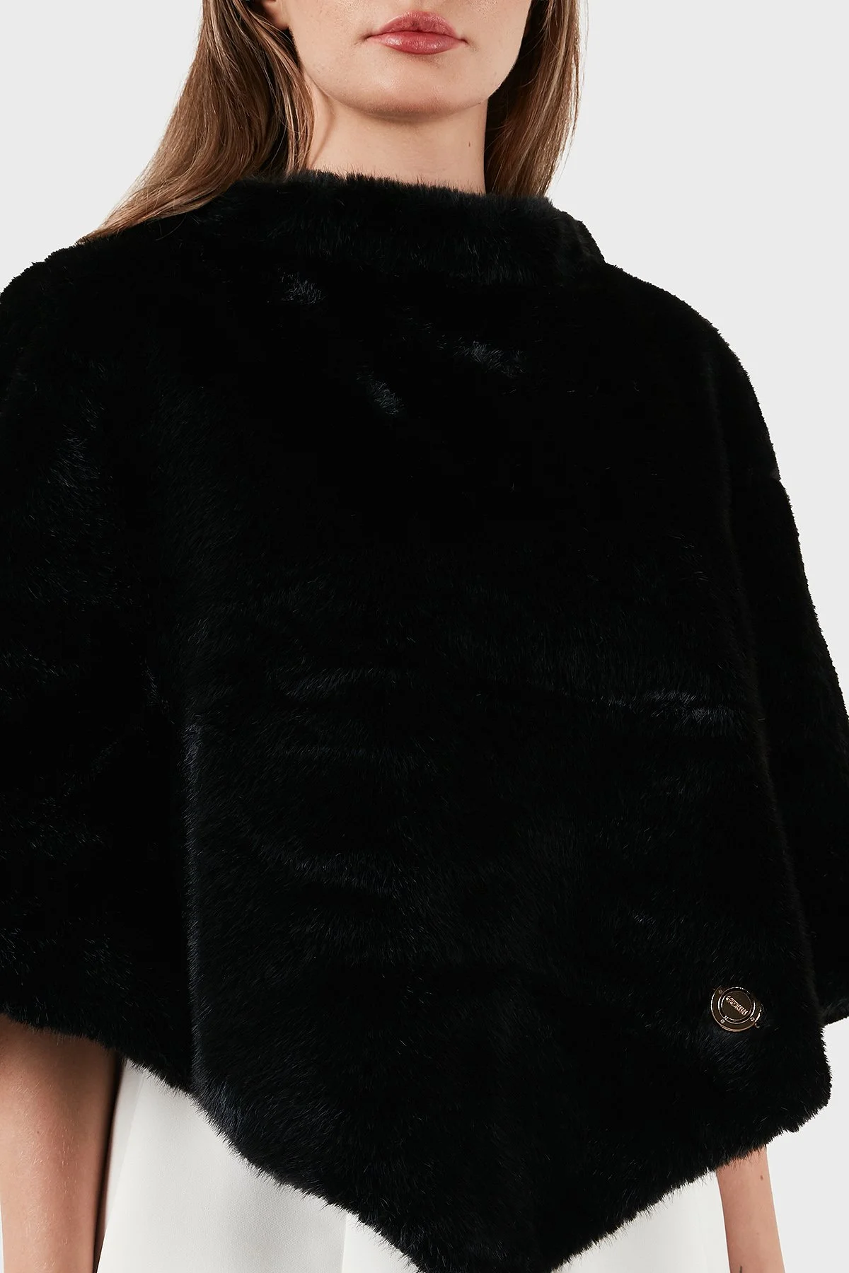 Guess Shaida Comfort Fit Bisiklet Yaka Yumuşak Dokulu Peluş AW5411POL03 Bayan Panço AW5411 POL03 BLA SİYAH - 6