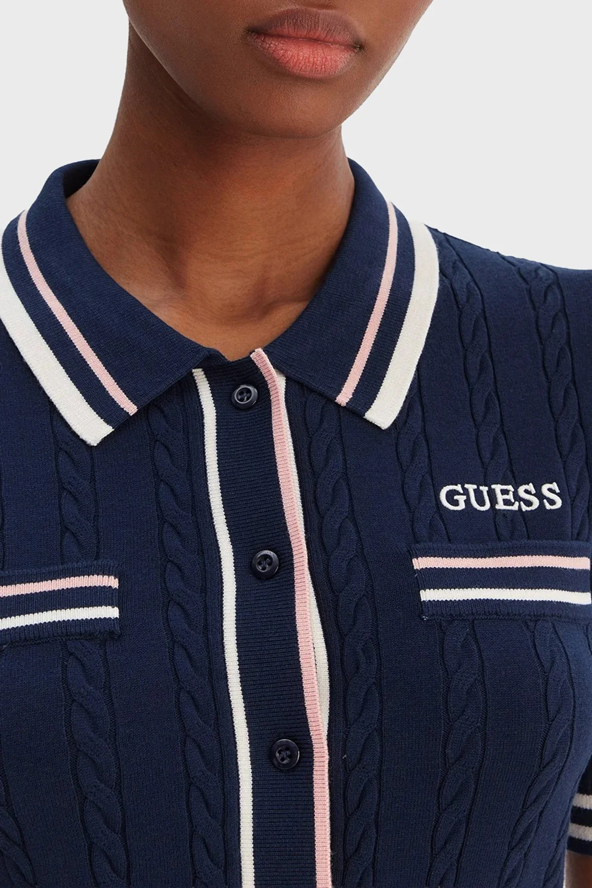 Guess Shari Logolu Slim Fit Örgü Detaylı Kısa Kollu Triko V6RR02Z4652 Bayan Hırka V6RR02 Z4652 G7R1 MAVİ - 4