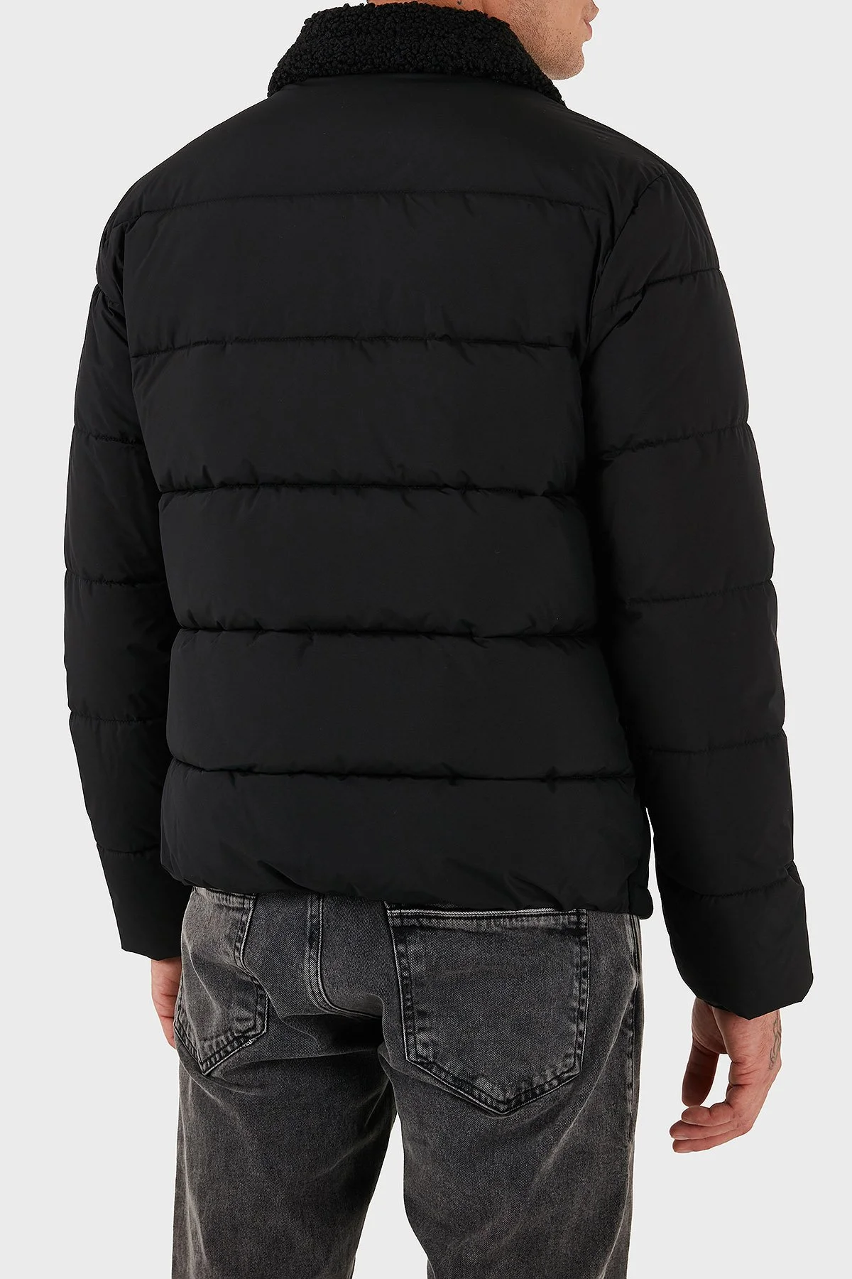 Guess Shearling Logolu Regular Fit Ceket Yaka Fermuarlı M5BL79W2292 Erkek Mont M5BL79 W2292 JBLK SİYAH - 2