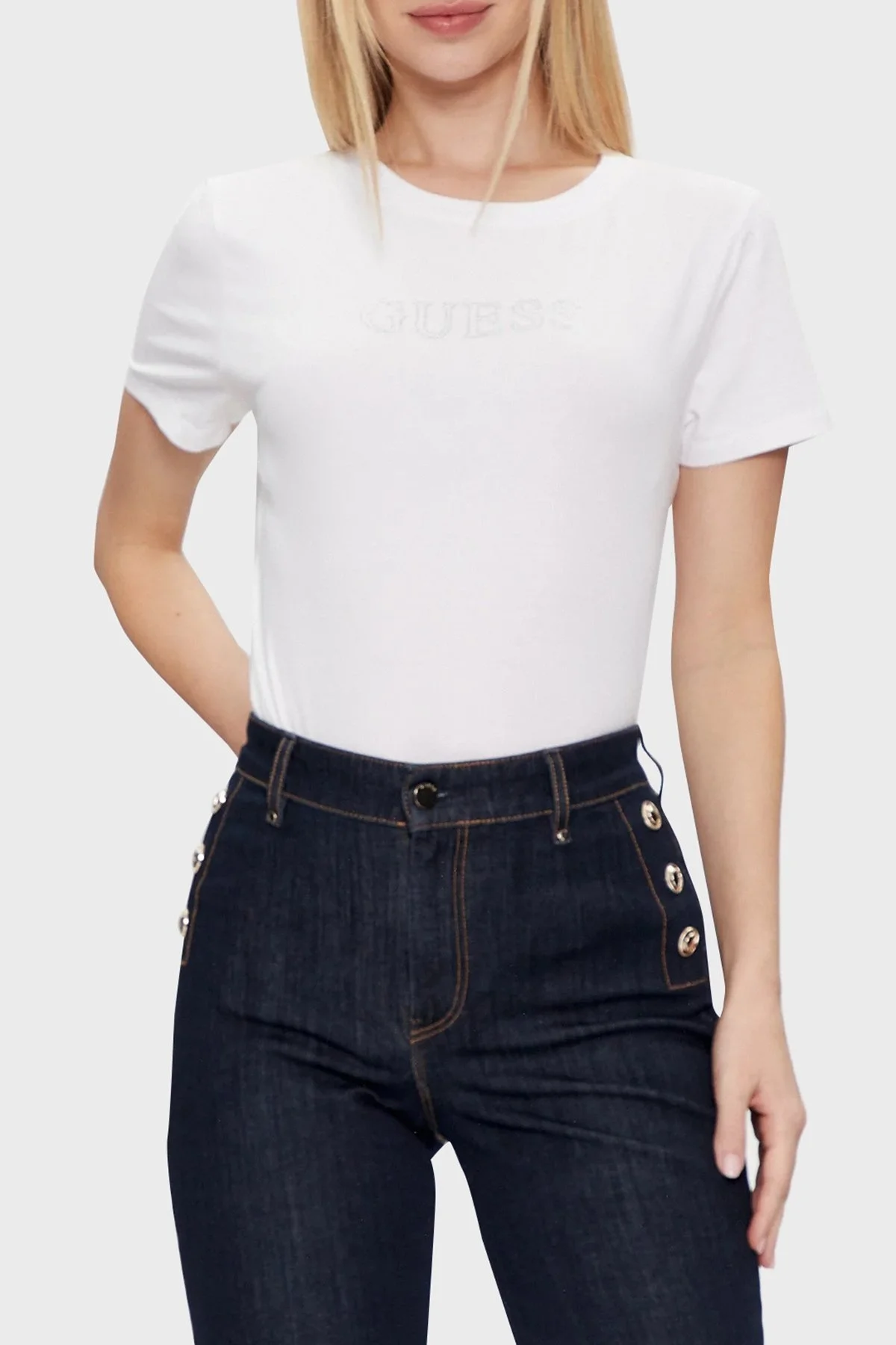 Guess Skylar Streç Pamuklu Slim Fit V4GI09J1314 Bayan T Shirt V4GI09 J1314 G011 BEYAZ - 1