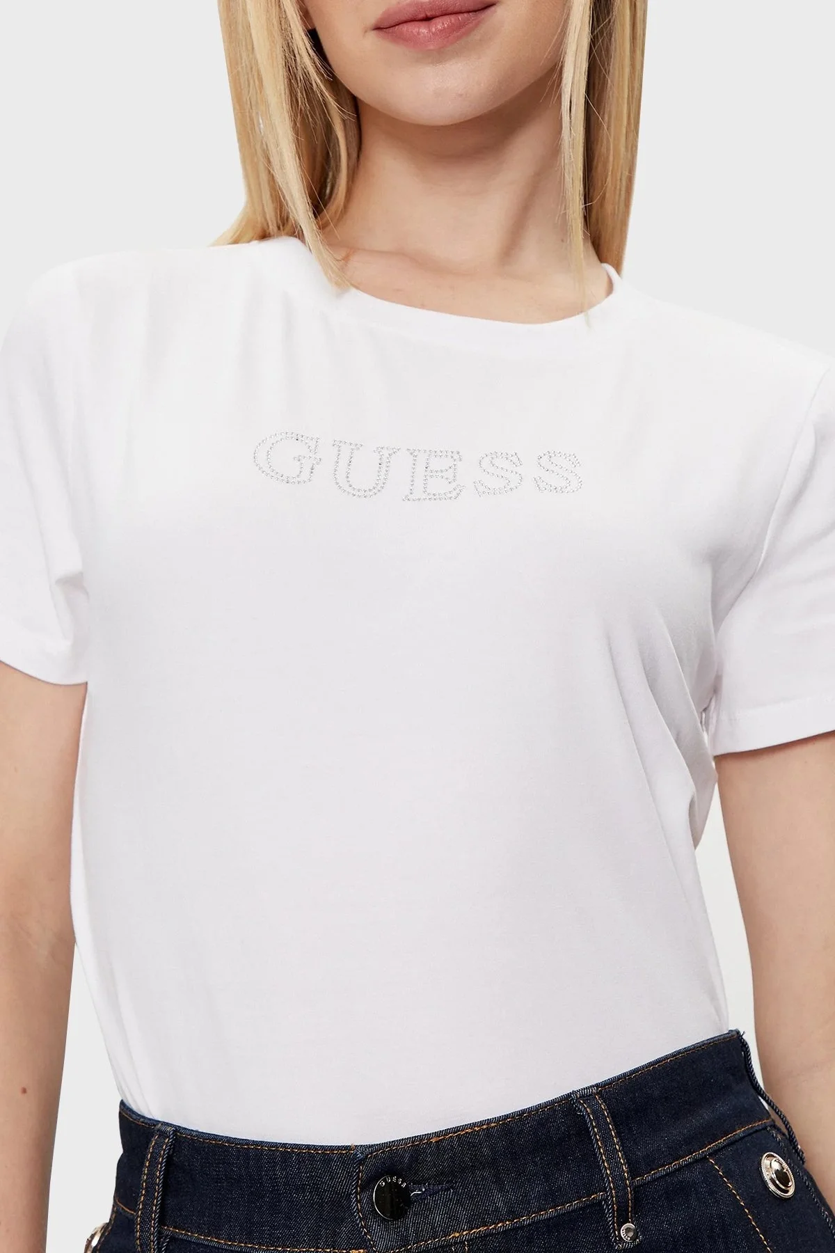 Guess Skylar Streç Pamuklu Slim Fit V4GI09J1314 Bayan T Shirt V4GI09 J1314 G011 BEYAZ - 3