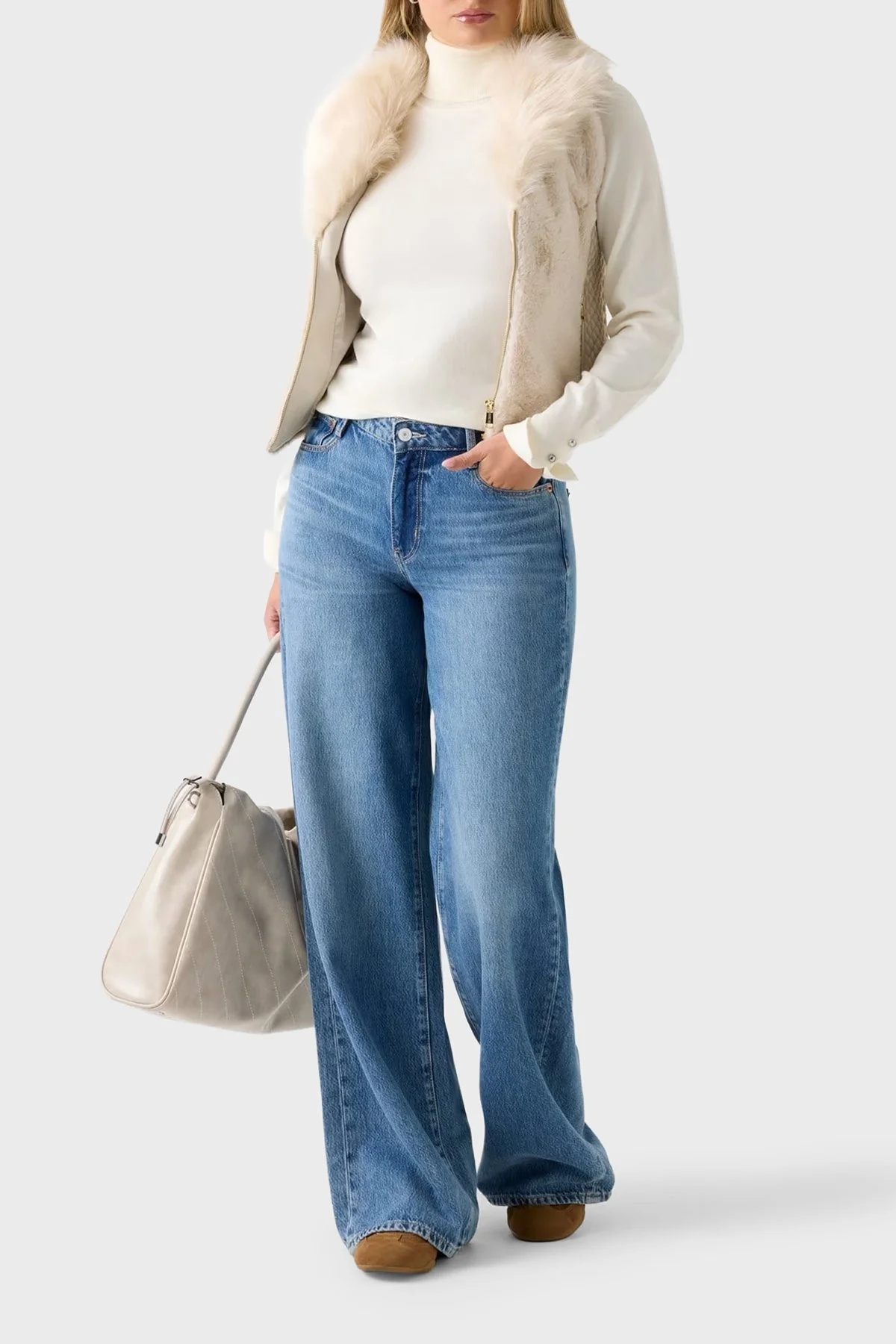 Guess Sl Amari Regular Fit Yumuşak Tüylü Yaka Fermuarlı W5BL0IKCP70 Bayan Yelek W5BL0I KCP70 F14G KREM - 2