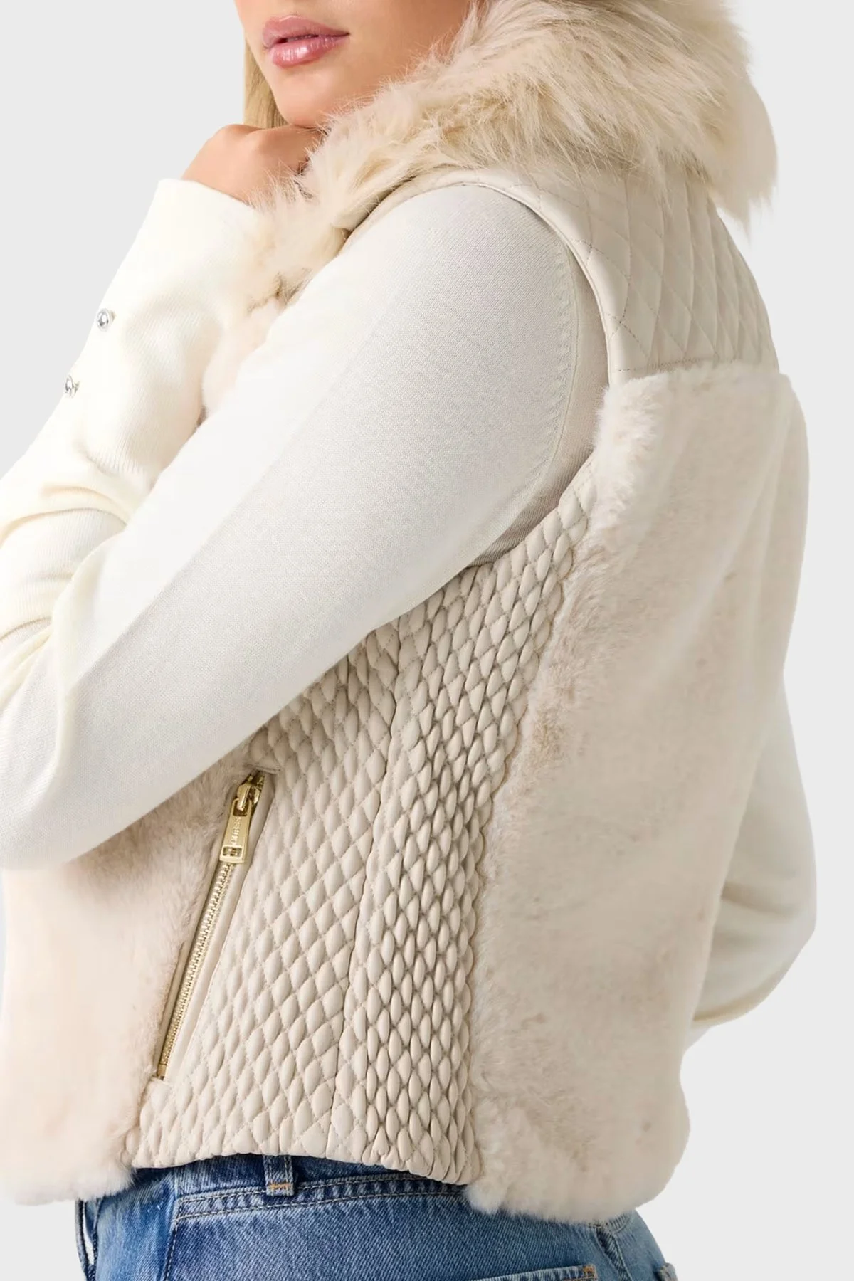 Guess Sl Amari Regular Fit Yumuşak Tüylü Yaka Fermuarlı W5BL0IKCP70 Bayan Yelek W5BL0I KCP70 F14G KREM - 4