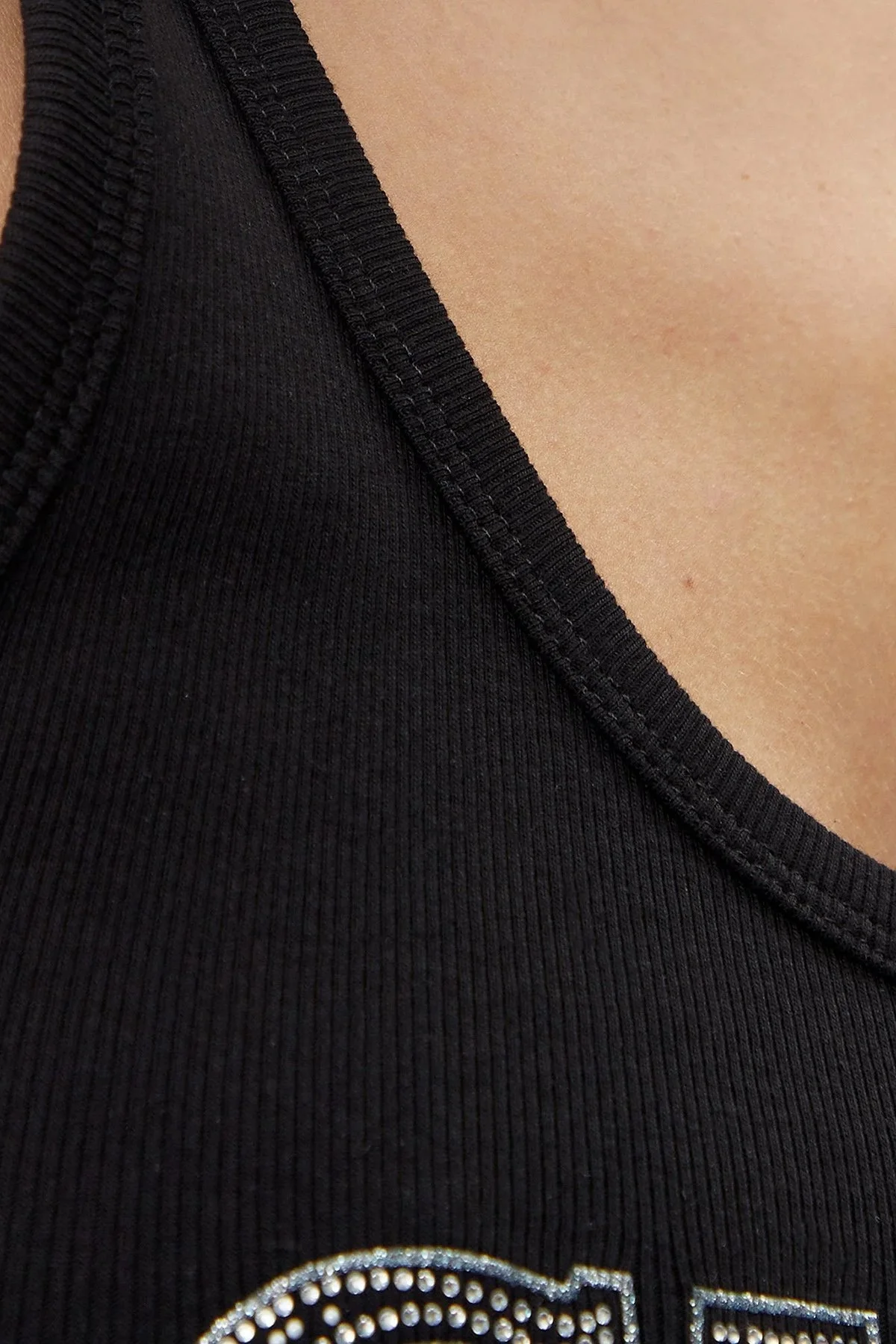 Guess Sl Embellished Pamuklu Regular Fit Yuvarlak Yaka W5GP29KA0H1 Bayan Top W5GP29 KA0H1 JBLK SİYAH - 10