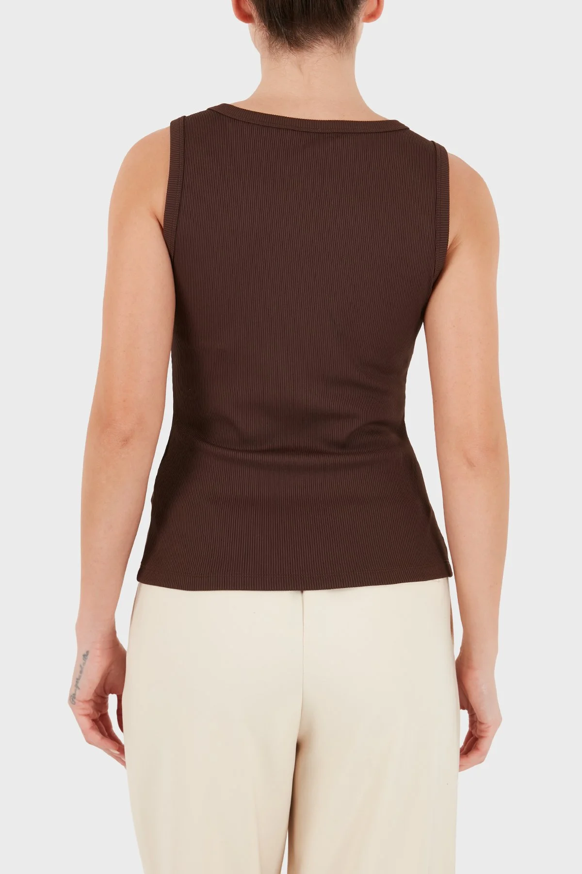 Guess Sl Savina Logolu Pamuklu Geniş Yaka W6BP20K6255 Kadın Top W6BP20 K6255 G1EA Kahve - 3