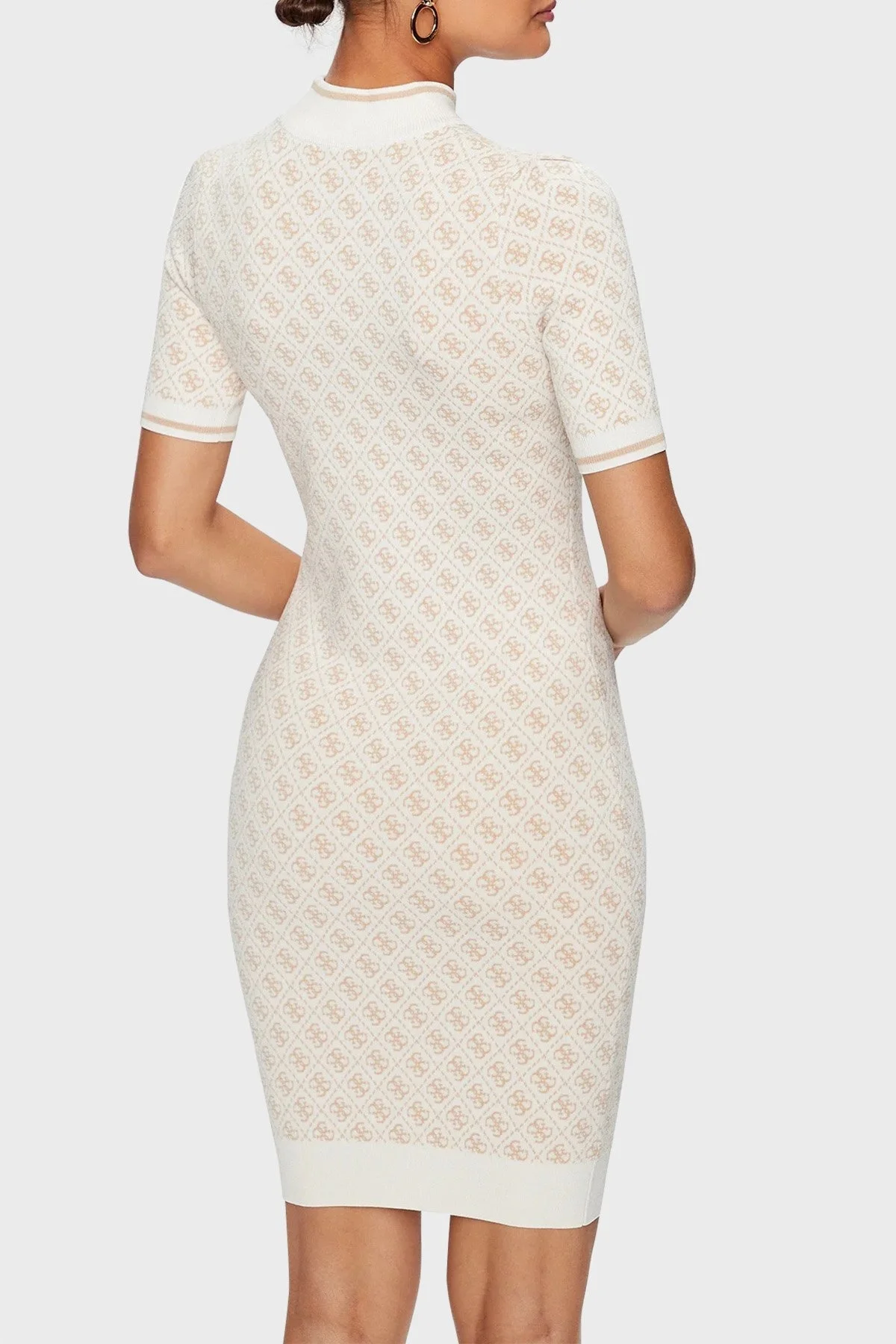 Guess Slim Fit Bisiklet Yaka Logo Desenli Kısa Kollu Mini Bayan Elbise W3YK39Z37K0 F1GL EKRU - 3