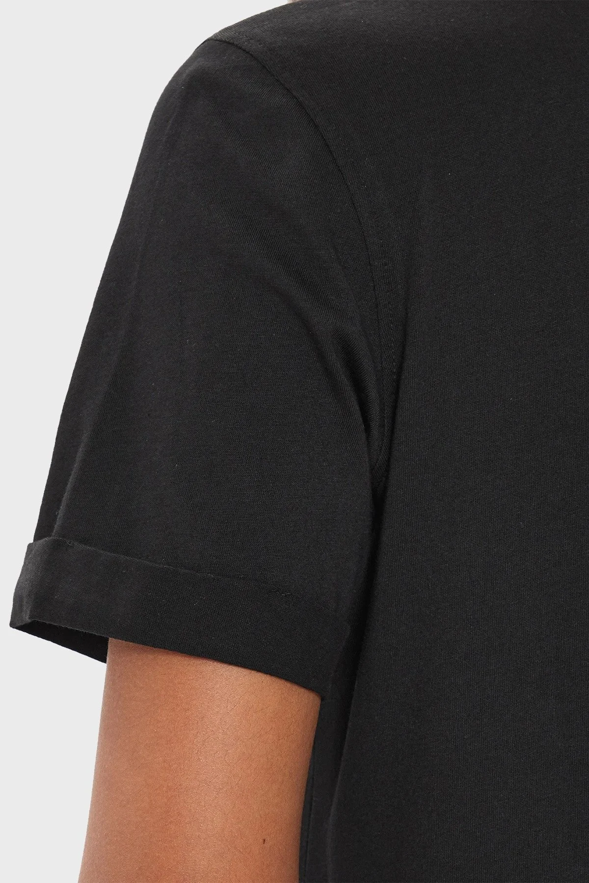 Guess Ss Cn Glittery Pamuklu Regular Fit W4YI09JA914 Bayan T Shirt W4YI09 JA914 JBLK SİYAH - 5