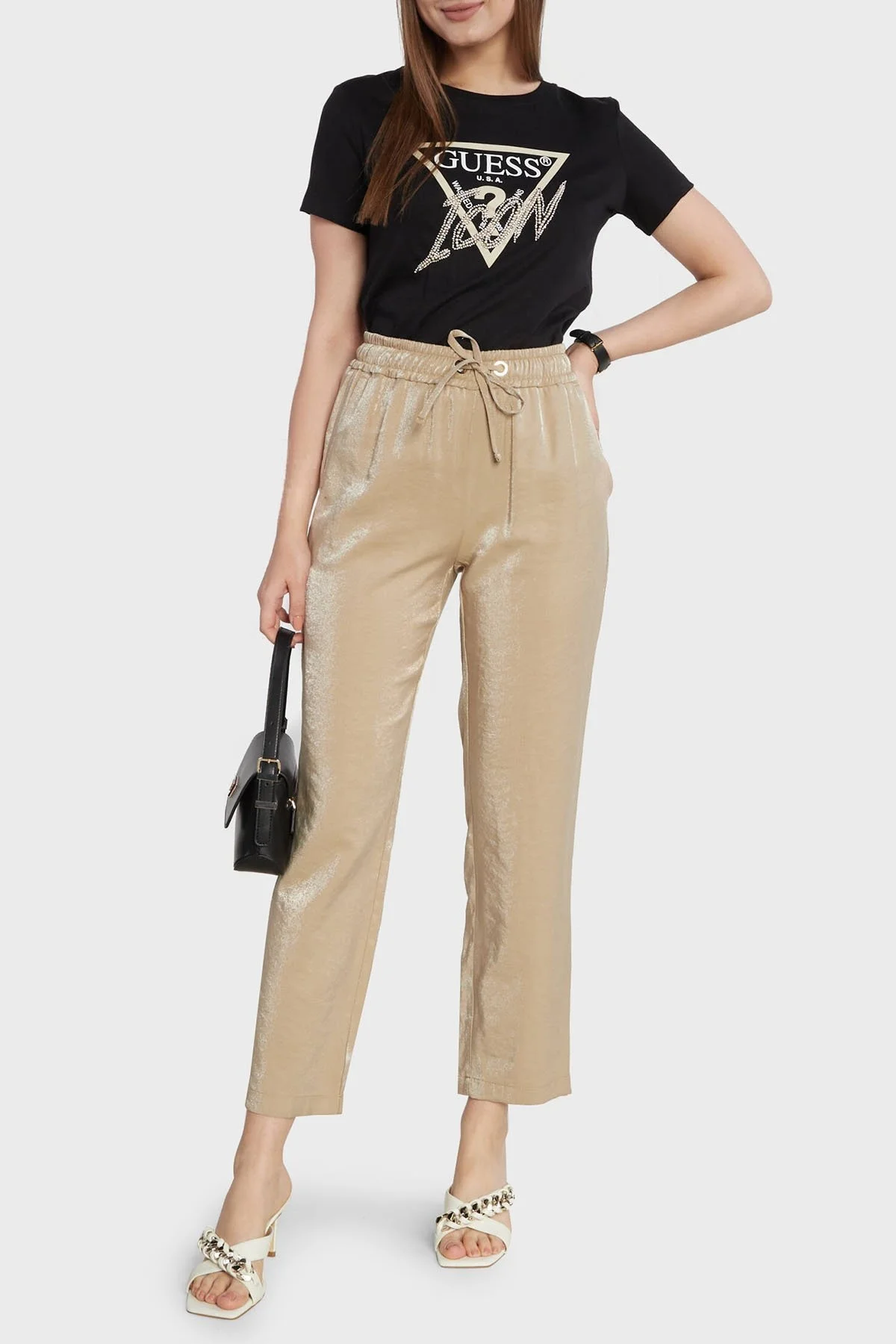 Guess Icon Pamuklu Regular Fit Bisiklet Yaka Bayan T Shirt W3YI42I3Z13 JBLK SİYAH - 3