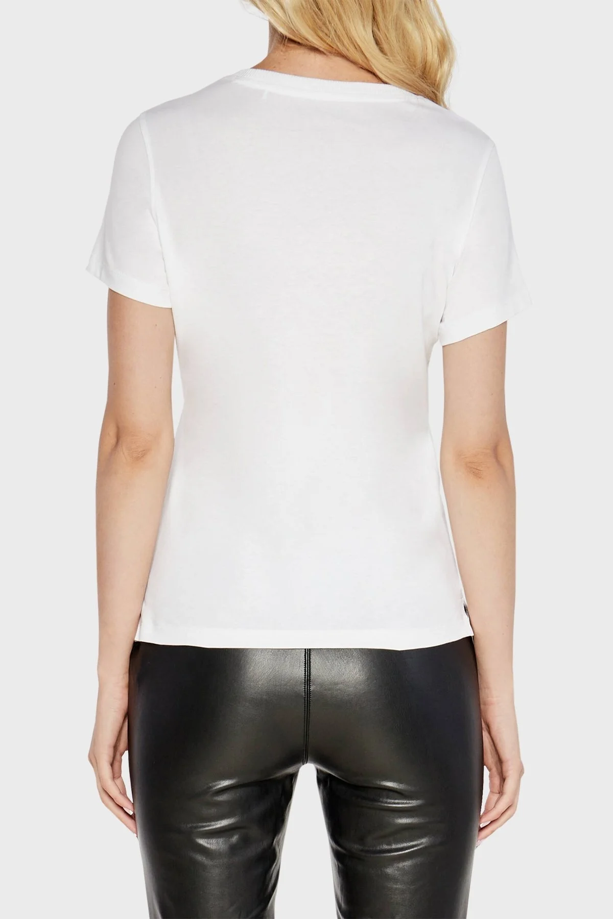 Guess Ss Cn Icon Pamuklu Regular Fit W4YI32I3Z14 Bayan T Shirt W4YI32 I3Z14 G011 BEYAZ - 2