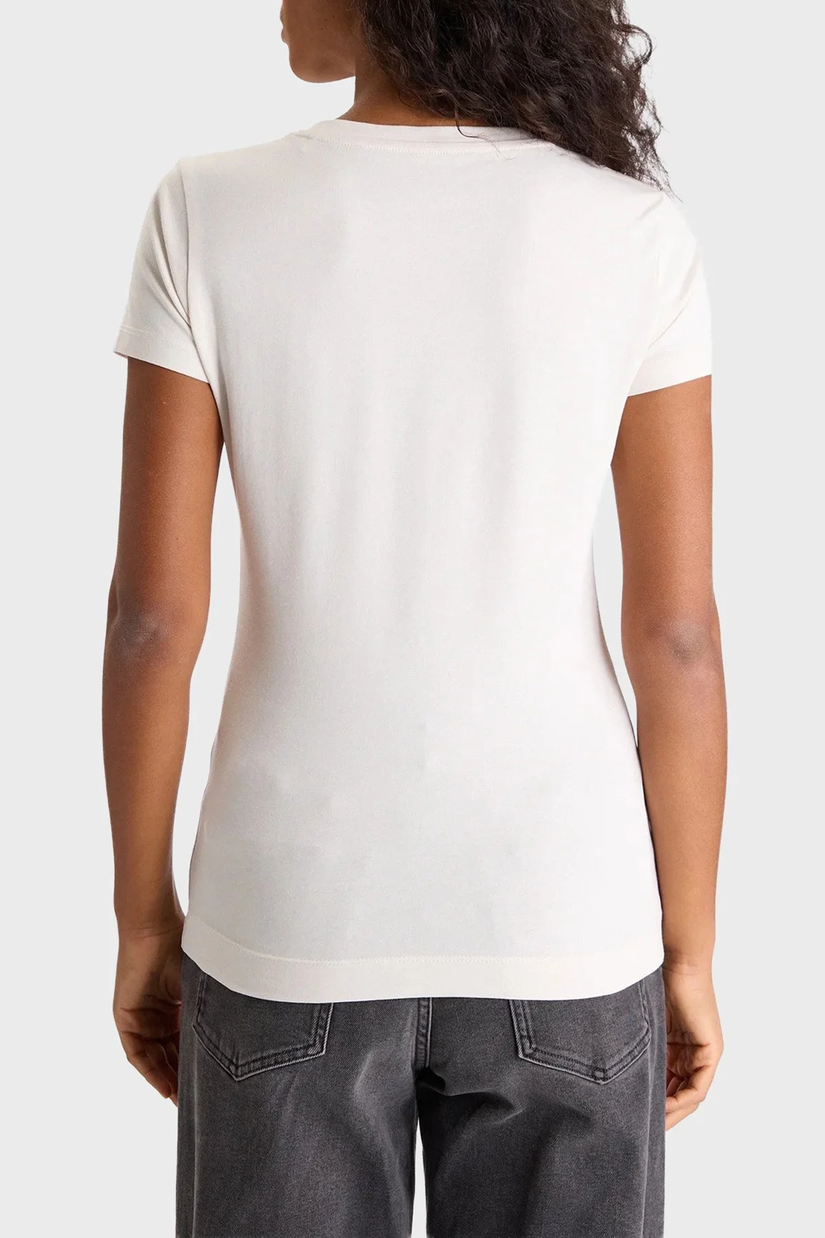 Guess Ss Cn Leo Pamuk Karışım Regular Fit W5BI28J1314G012 Bayan T Shirt W5BI28J1314G012 EKRU - 3