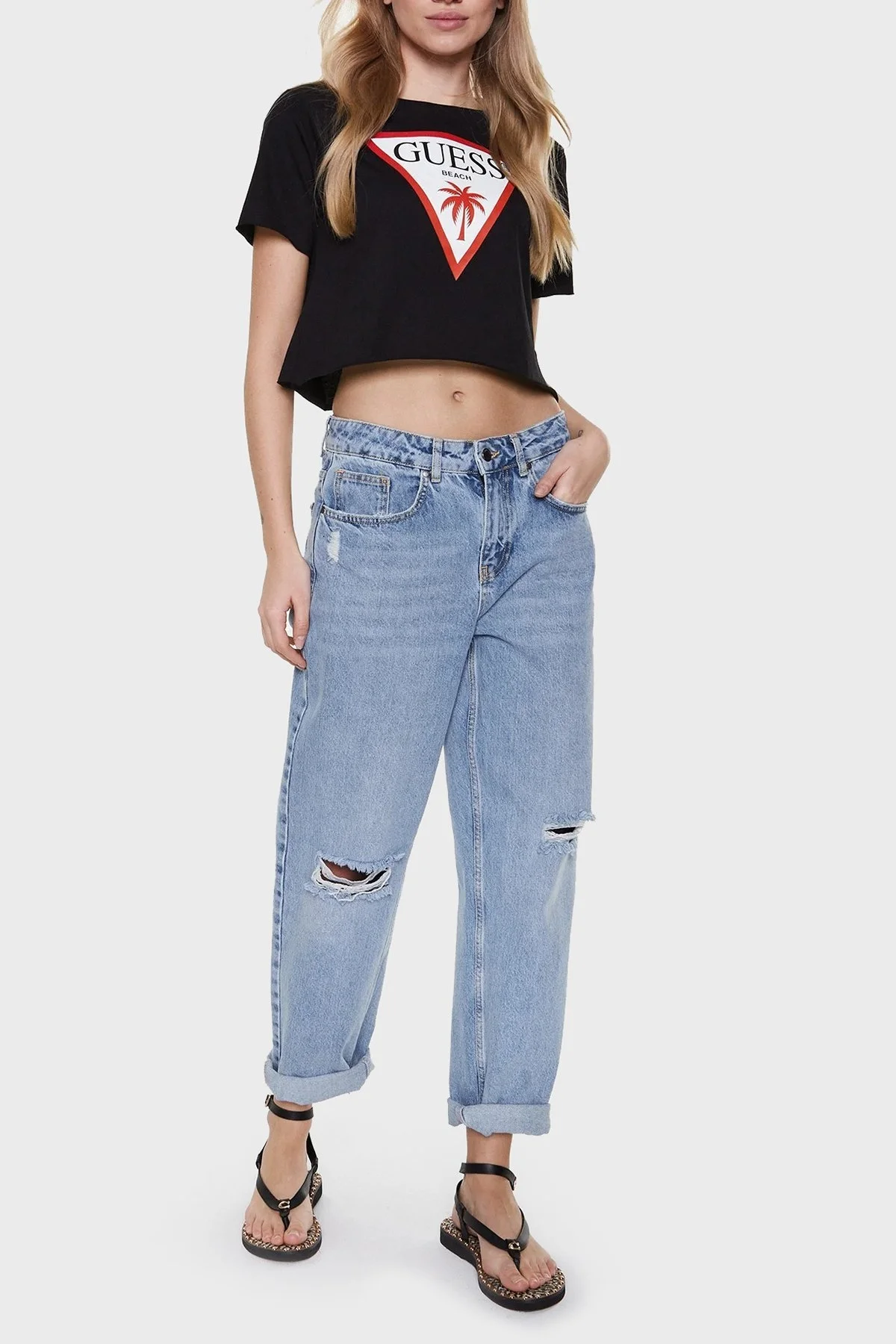 Guess Ss Cn Logo Pamuklu Cropped Fit E02I01JA914 Bayan T Shirt E02I01 JA914 JBLK SİYAH - 3