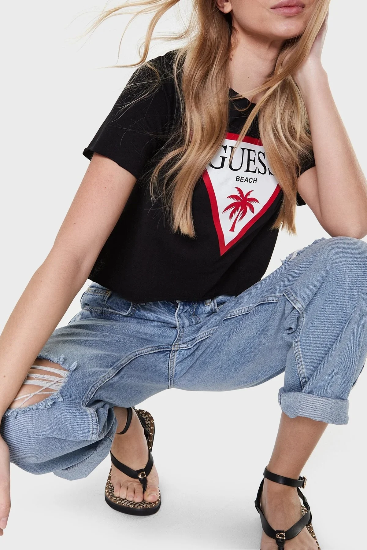 Guess Ss Cn Logo Pamuklu Cropped Fit E02I01JA914 Bayan T Shirt E02I01 JA914 JBLK SİYAH - 4