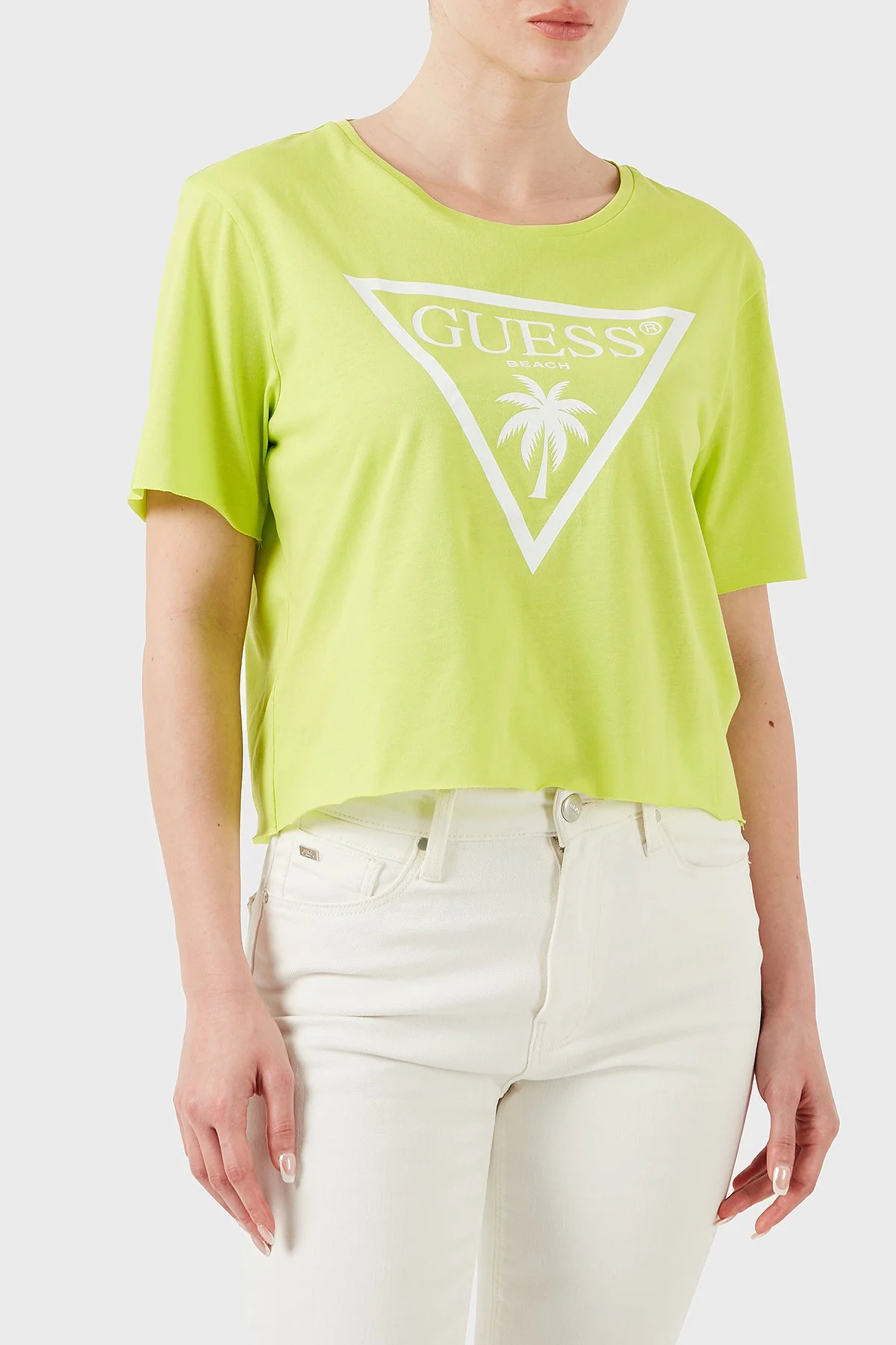 Guess Ss Cn Logo Pamuklu ped Fit T Shirt E02I01JA914 Kadın Crop E02I01 JA914 G8BU FISTIK YEŞİL - 4