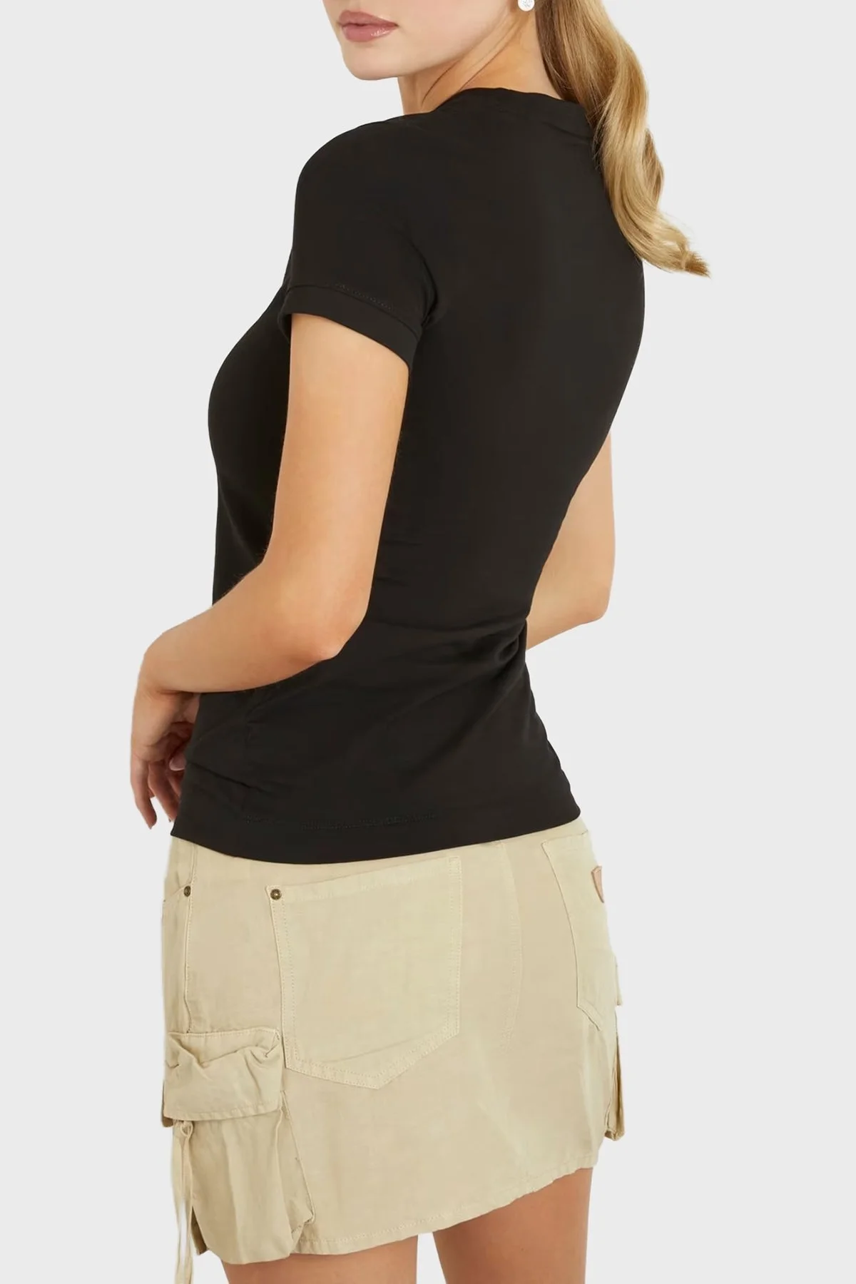 Guess Ss Cn Mini Triangle Streç Pamuklu Slim Fit Bisiklet Yaka W2YI44J1314 Bayan T Shirt W2YI44 J1314 JBLK SİYAH - 3