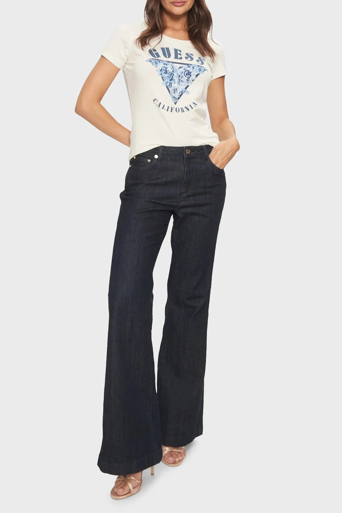 Guess Ss Cn Roses Pamuklu Regular Fit Bisiklet Yaka W4BI19J1314 Bayan T Shirt W4BI19 J1314 G012 BEYAZ - 8