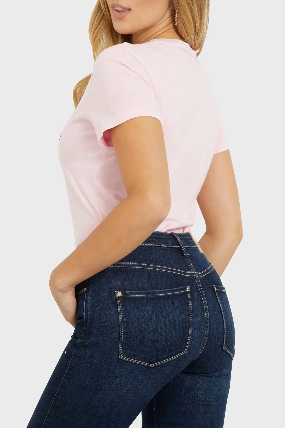 Guess Ss Cn Stone & Embro Pamuklu Regular Fit W4RI52 I3Z14 Bayan T Shirt W4RI52I3Z14 F68T PEMBE - 2