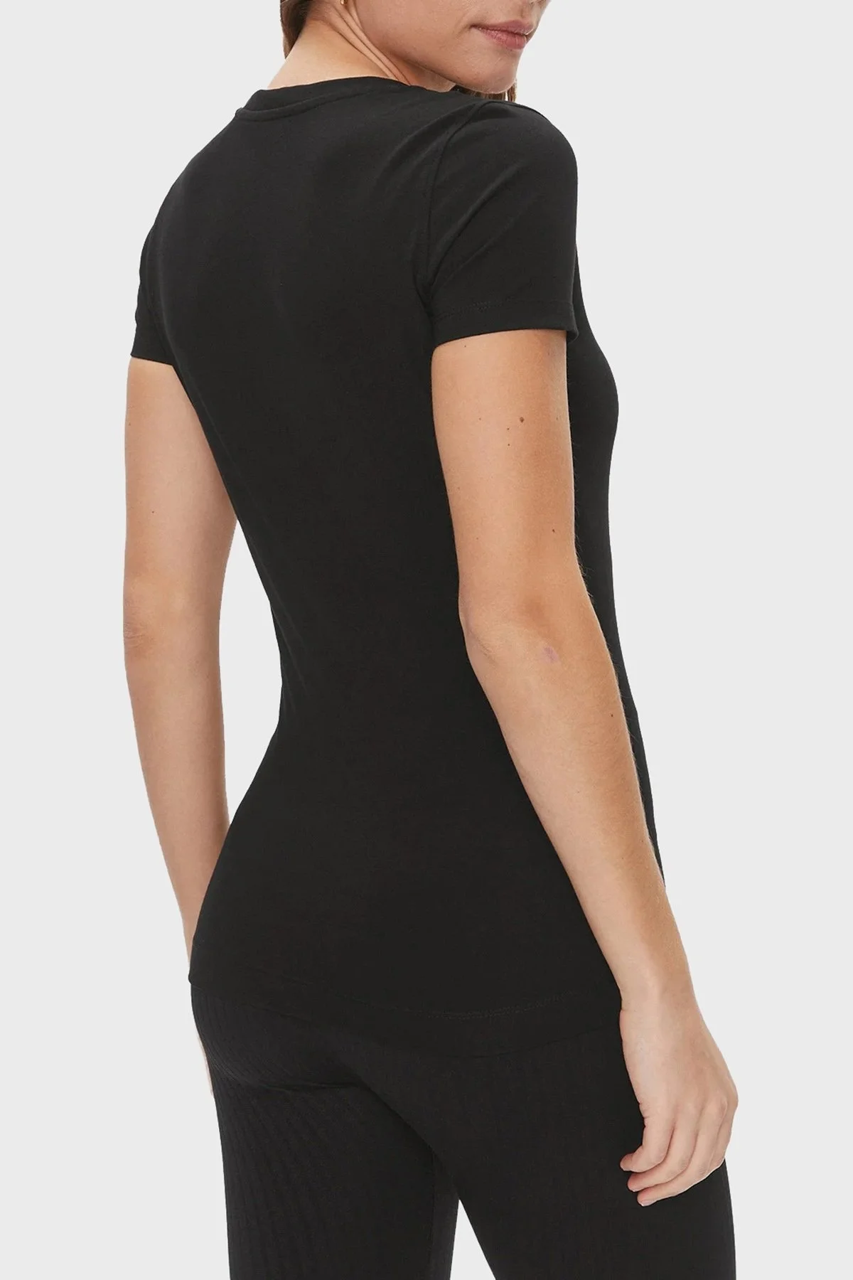 Guess Ss Cn Studs Pamuklu Slim Fit W4RI33 J1314 Bayan T Shirt W4RI33J1314 JBLK SİYAH - 2