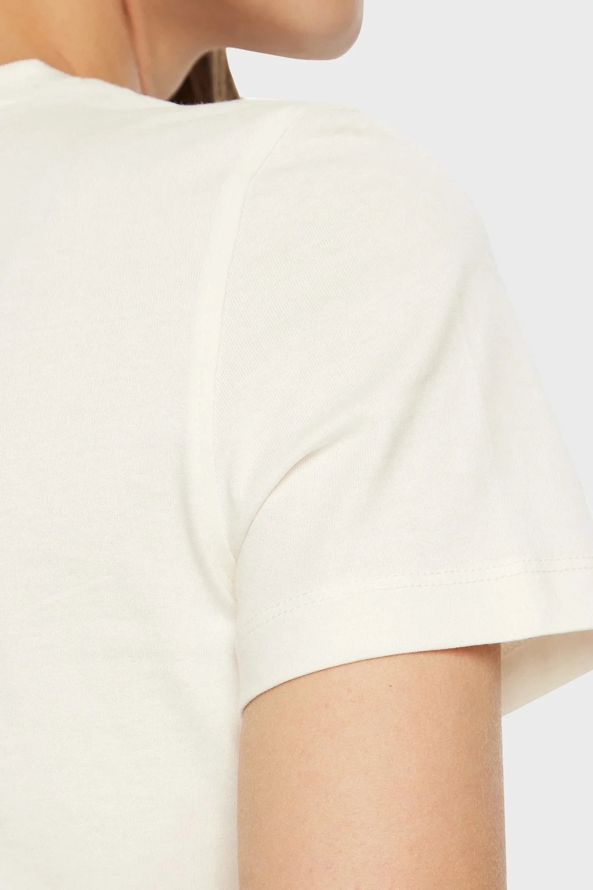 Guess Ss Cn Triangle % 100 Pamuk Regular Fit Logolu W5RI10I3Z14 Bayan T Shirt W5RI10 I3Z14 G012 EKRU - 10