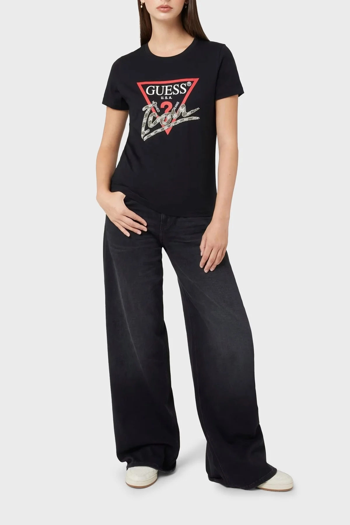 Guess Ss Cn Triangle % 100 Pamuk Regular Fit Logolu W5RI10I3Z14 Bayan T Shirt W5RI10 I3Z14 JBLK SİYAH - 8