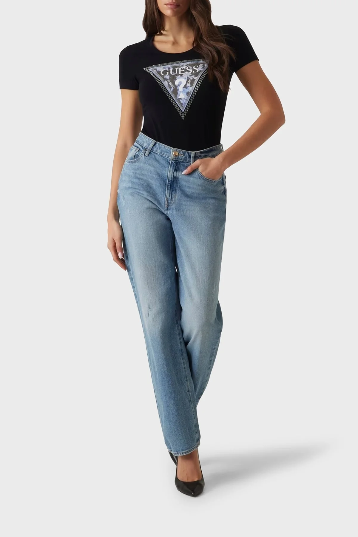 Guess Ss Cn Triangle Pamuklu Slim Fit Çiçek Desenli Üçgen Logolu W5RI00J1314 Bayan T Shirt W5RI00 J1314 JBLK SİYAH - 7