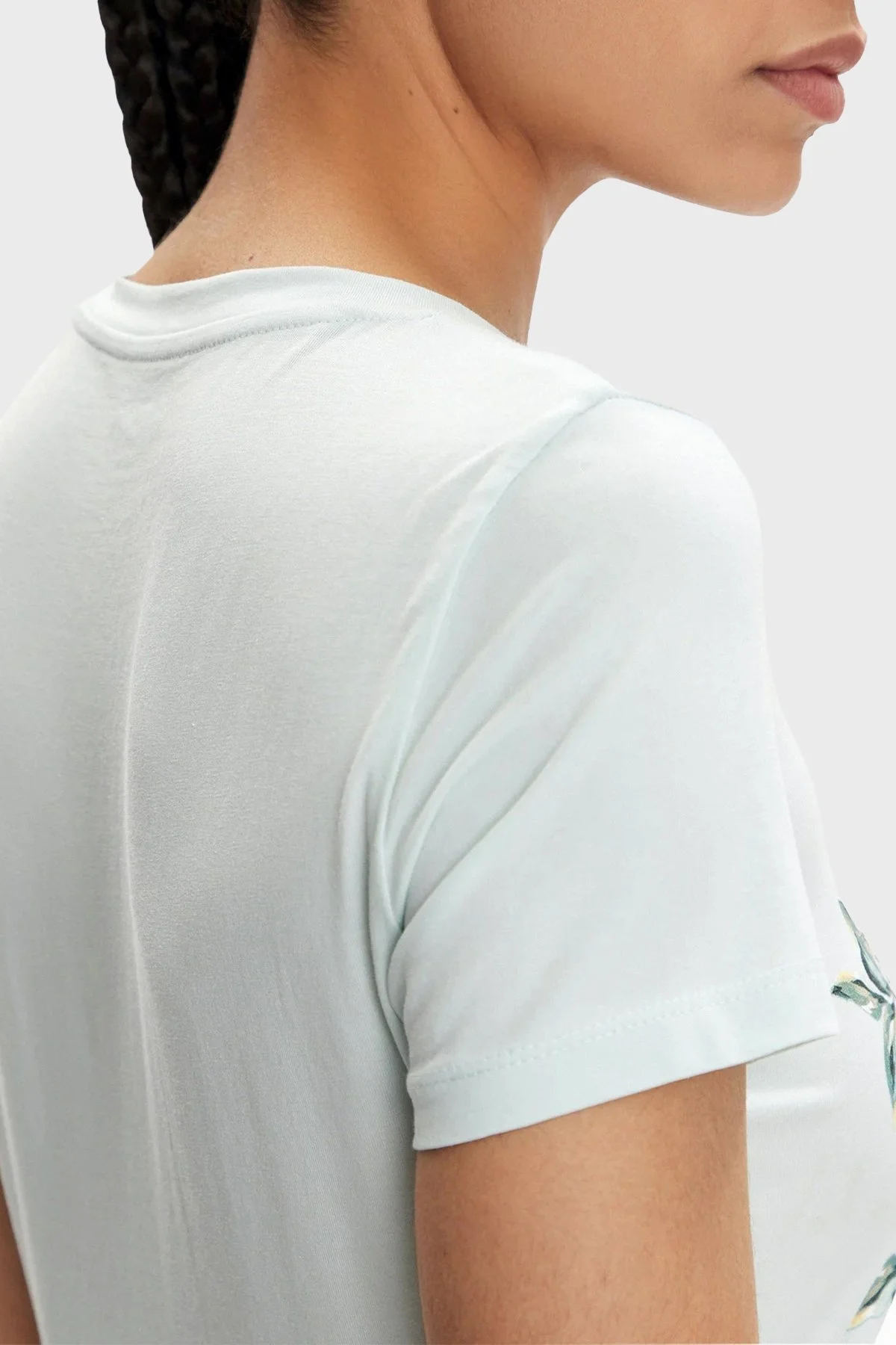 Guess Ss Cn Triangle Streç Pamuklu Slim Fit W4GI24J1314 Bayan T Shirt W4GI24 J1314 A72C MİNT - 4