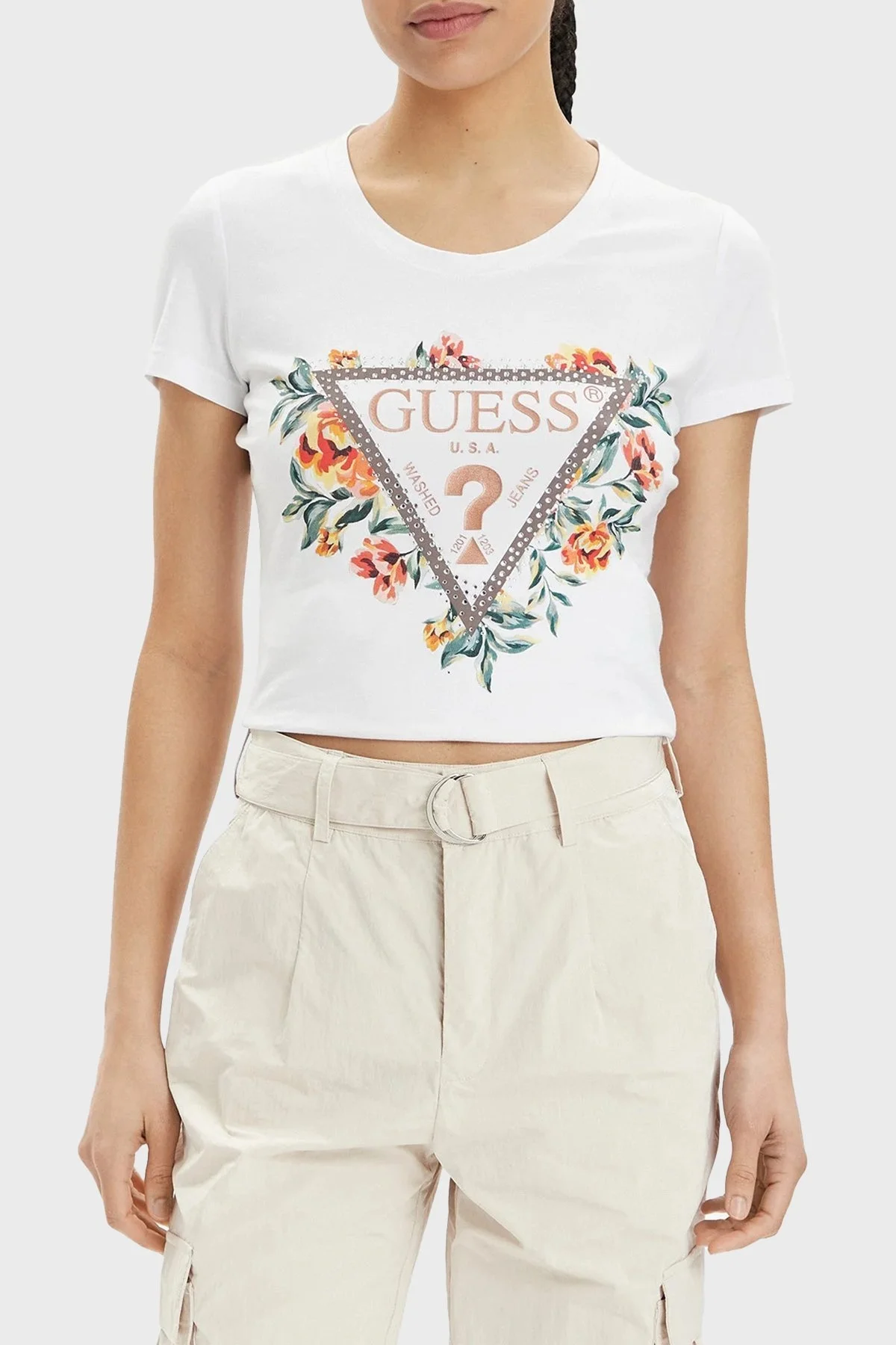 Guess Ss Cn Triangle Streç Pamuklu Slim Fit W4GI24J1314 Bayan T Shirt W4GI24 J1314 G011 BEYAZ - 1