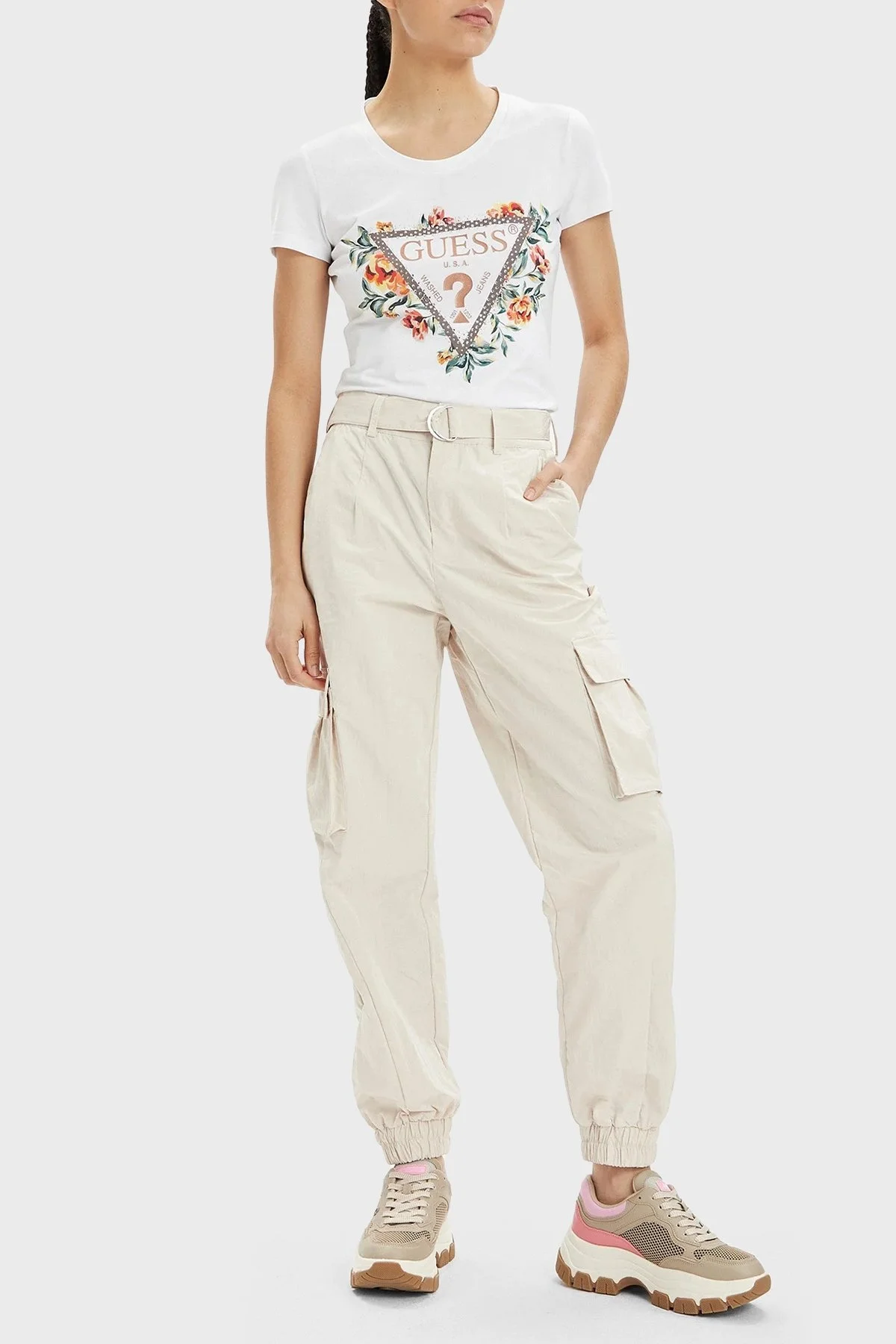 Guess Ss Cn Triangle Streç Pamuklu Slim Fit W4GI24J1314 Bayan T Shirt W4GI24 J1314 G011 BEYAZ - 3