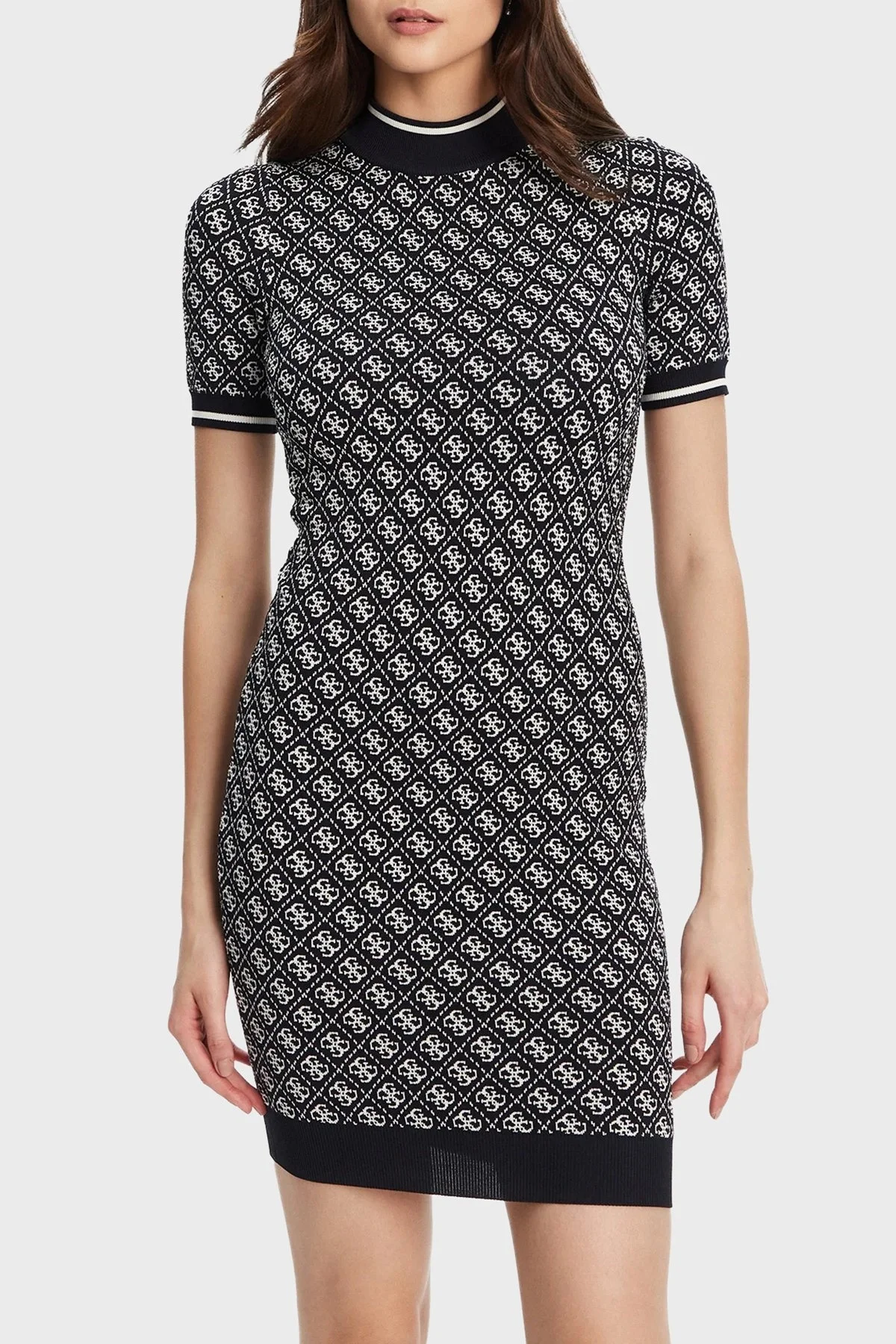 Guess Ss Lise Slim Fit Bisiklet Yaka Logo Desenli Mini W3YK39Z37K0 Bayan Elbise W3YK39 Z37K0 FBCF SİYAH - 1