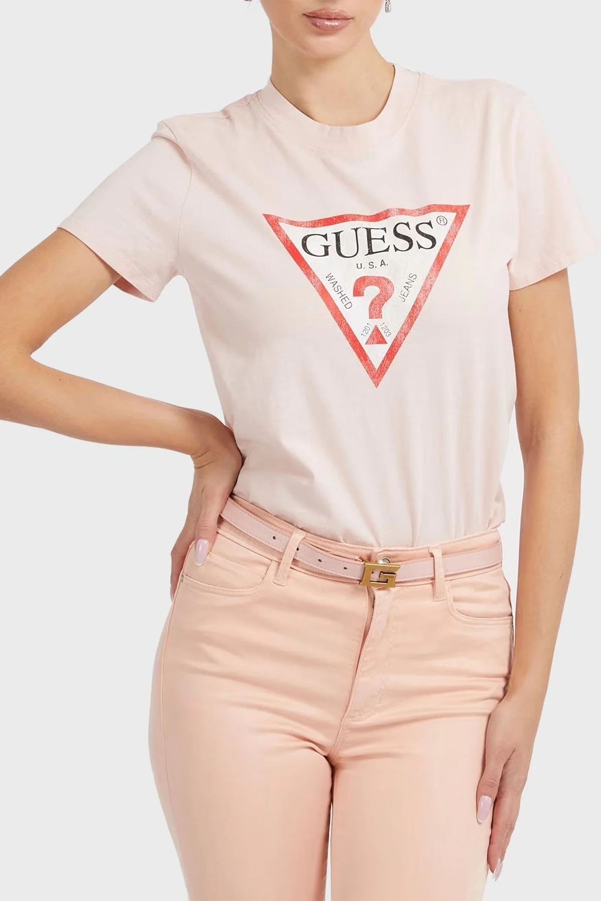 Guess Ss Üçgen Logolu Kısa Kollu Classic Bayan T Shirt W2BI69K8FQ1 G65T PUDRA - 1