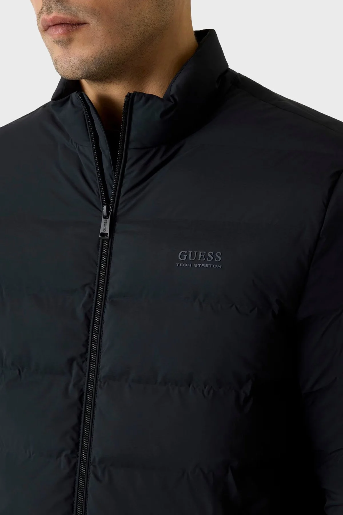 Guess Stretch Kapitoneli Regular Fit Dik Yaka Fermuarlı M6RL0IWJ242 Erkek Mont M6RL0I WJ242 JBLK Siyah - 5