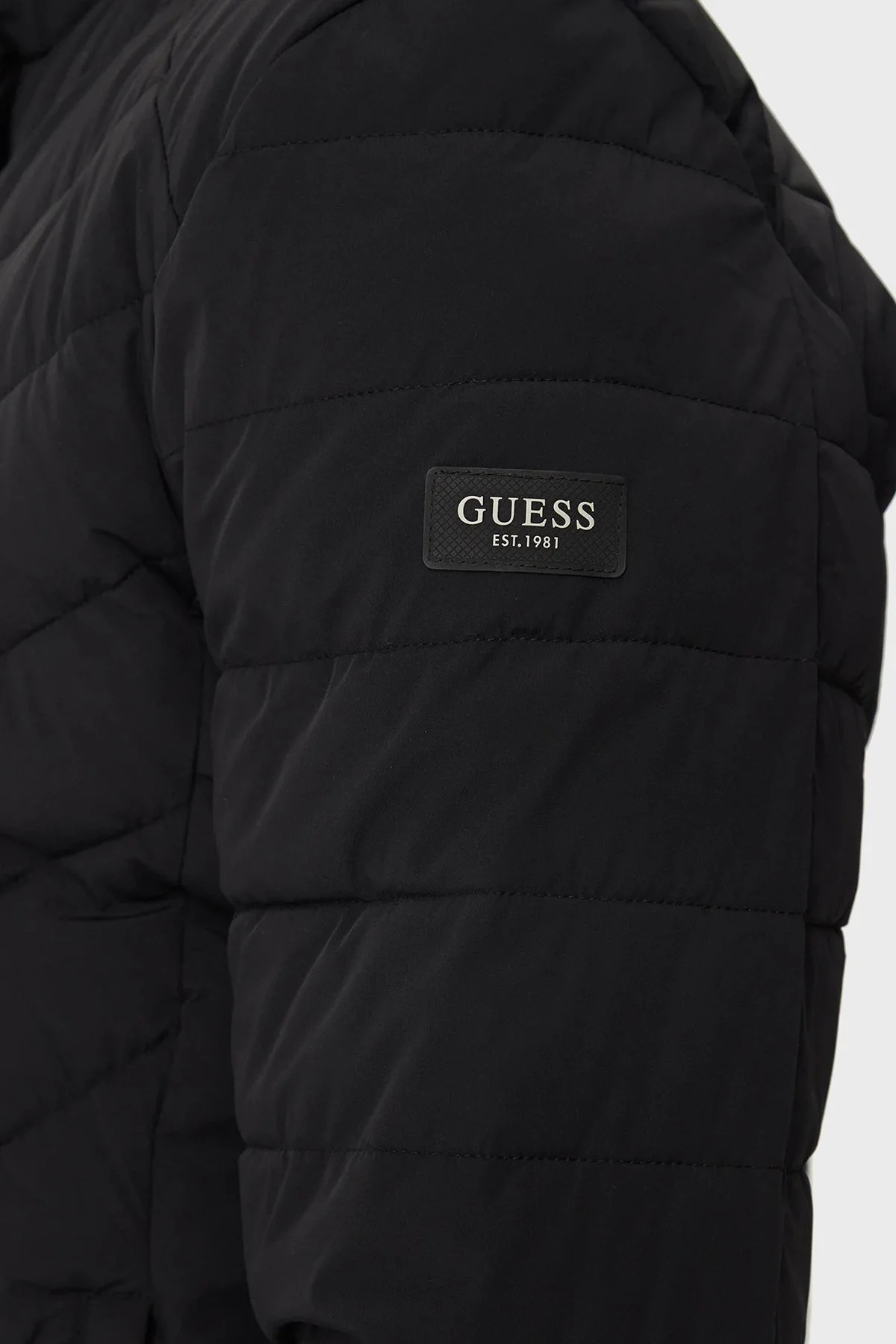 Guess Stretch Kapitoneli Regular Fit Dik Yaka Suya Dayanıklı M4YL05WG9O2 Erkek Mont M4YL05 WG9O2 JBLK SİYAH - 5