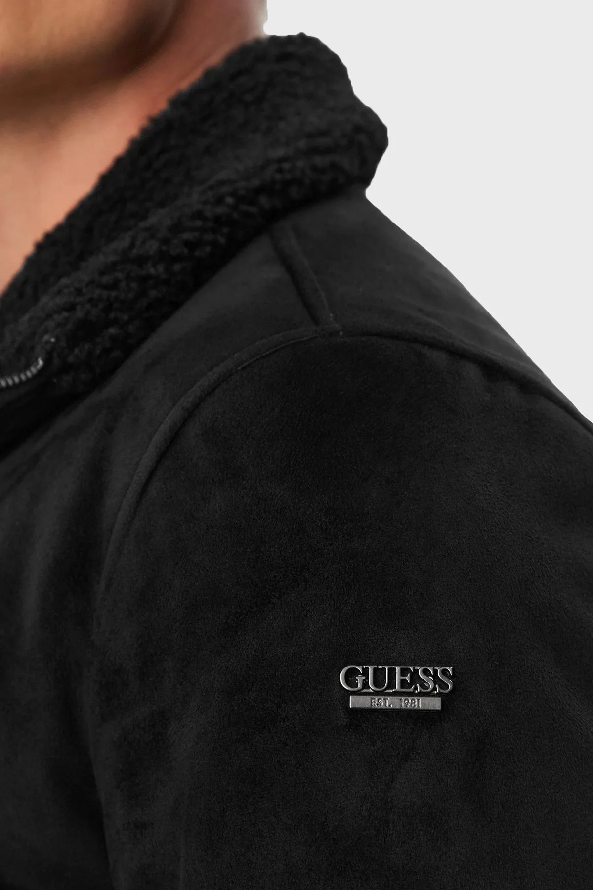 Guess Suede Regular Fit Dik Yaka Fermuarlı Erkek Mont M6BL41 K6733 JBLK Siyah - 4