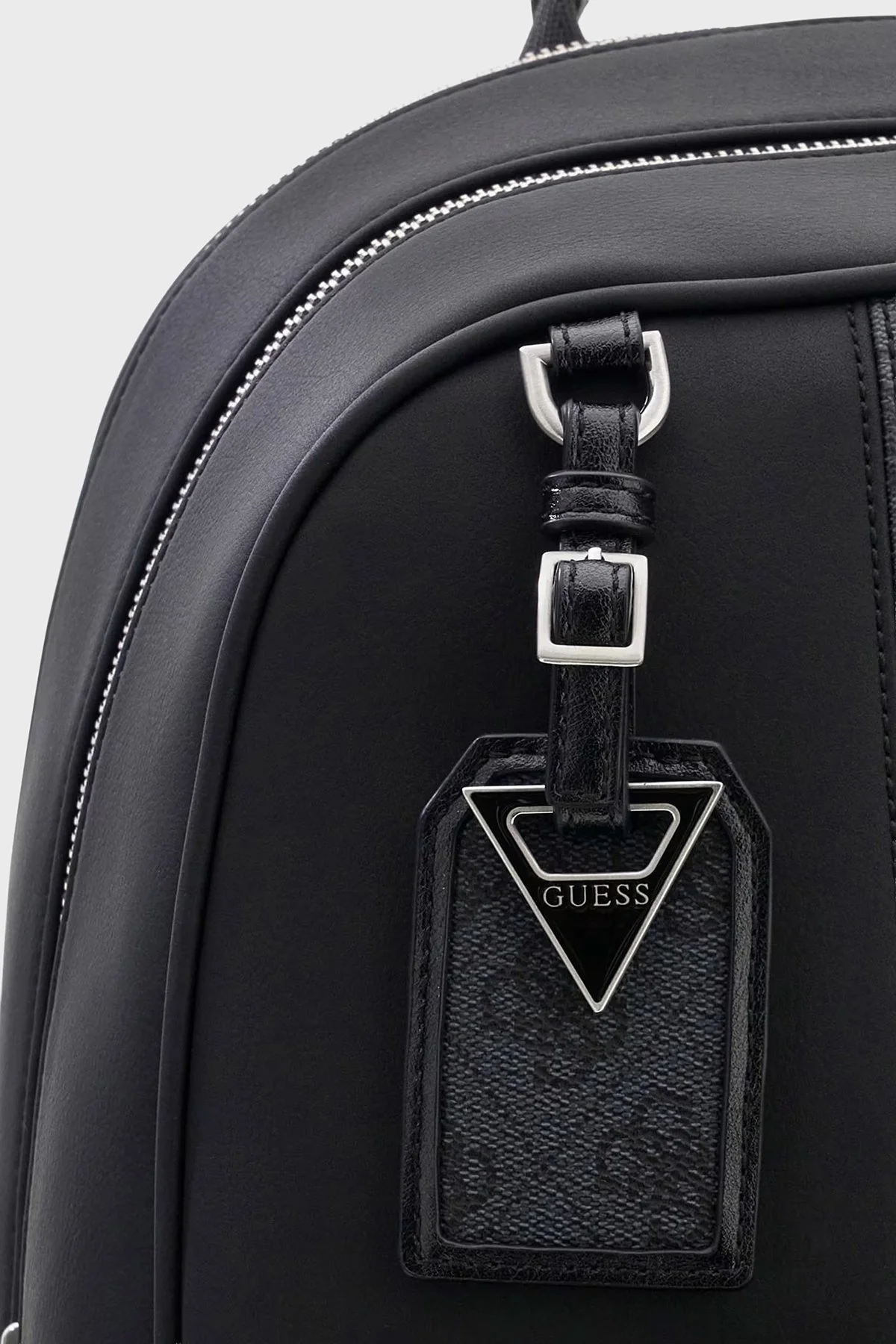 Guess Sydney Logolu Ayarlanabilir Askılı HMSYSYP6411 Erkek Sırt Çantası HMSYSY P6411 BLA Siyah - 5