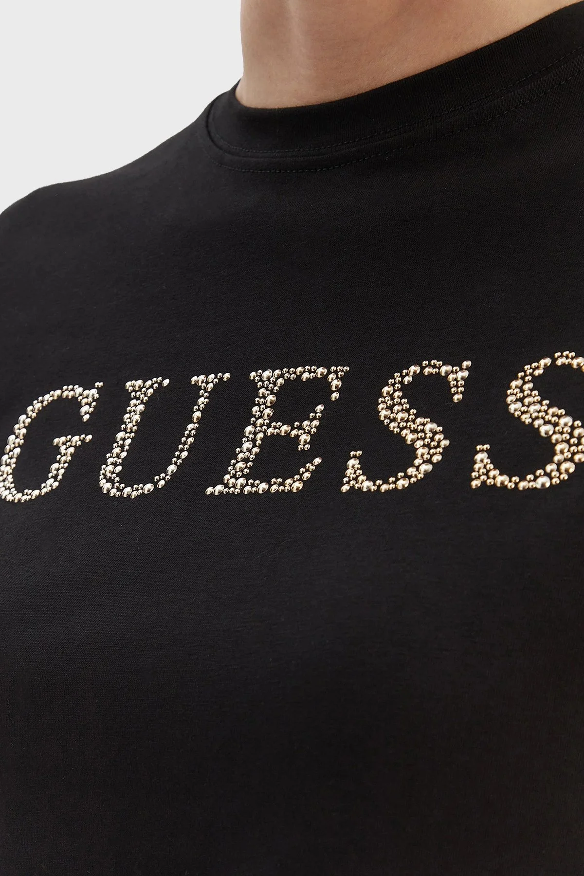 Guess Taşlı Logolu Pamuklu Slim Fit Bisiklet Yaka V6RI20J1314 Bayan T Shirt V6RI20 J1314 JBLK SİYAH - 5