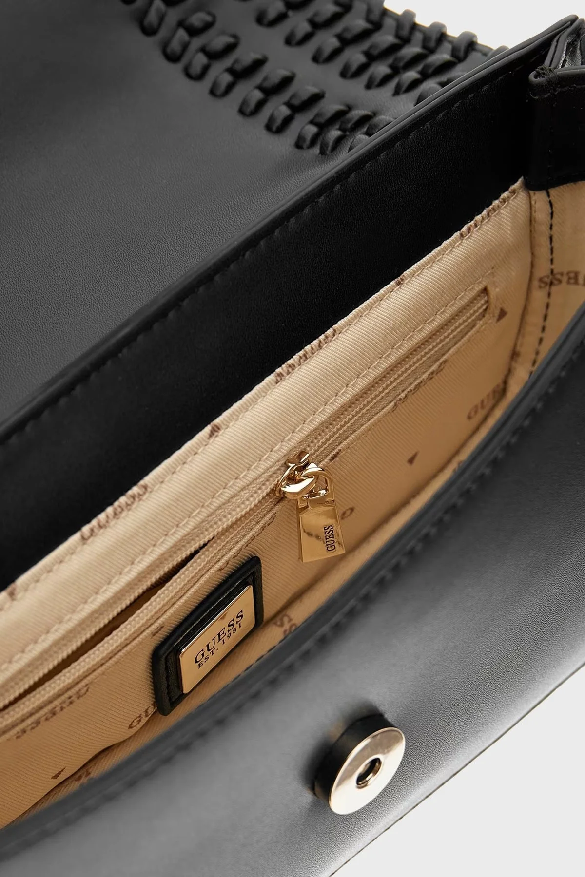 Guess Tatum Logolu Ayarlanabilir Zincir Askılı Dikiş Detaylı Mini HWNG9667210 Bayan Çanta HWNG96 67210 BLA SİYAH - 3