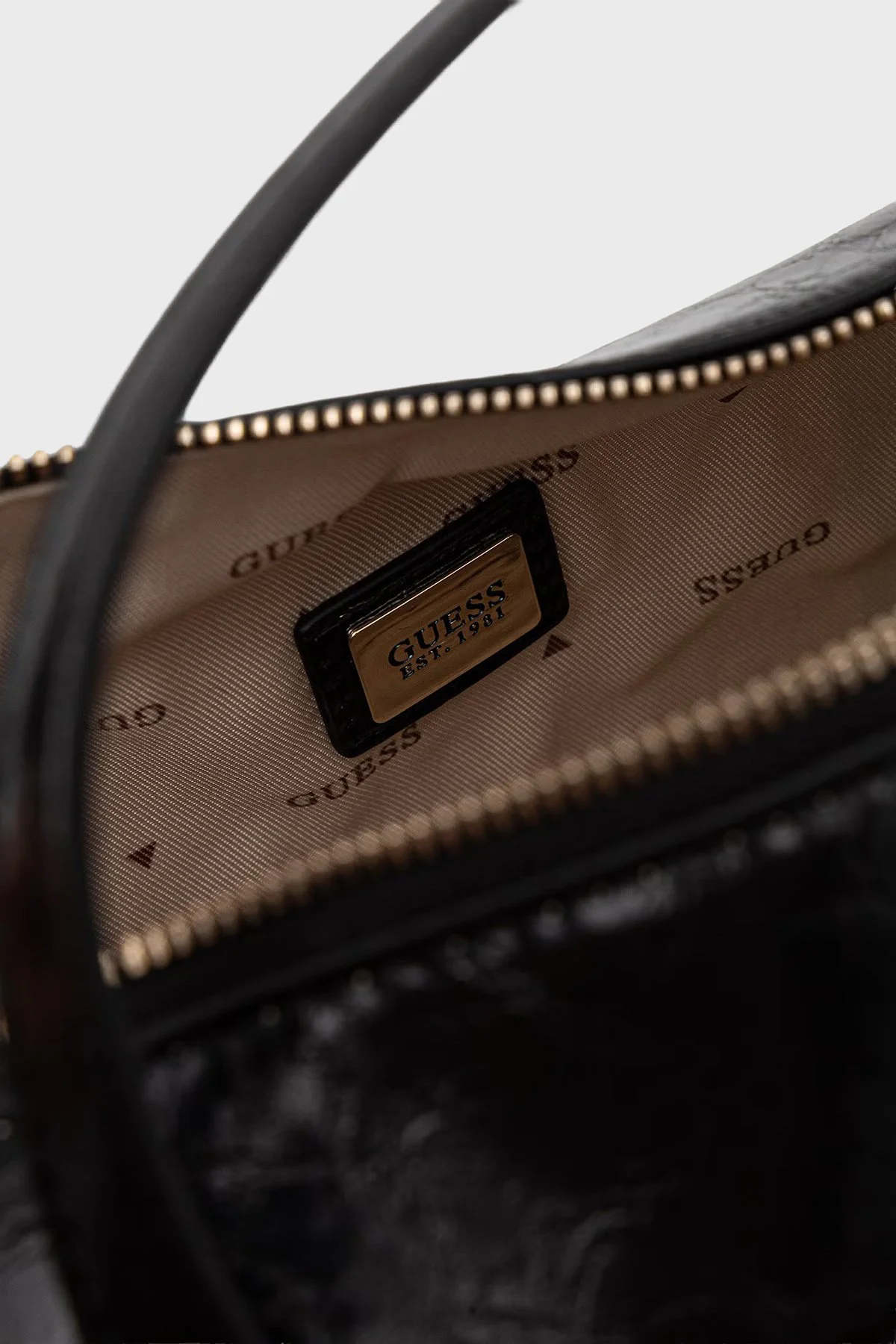 Guess Taylor Logolu Çıkarılabilir Askılı HWTG2325760 Kadın Çanta HWTG23 25760 BLA Siyah - 5