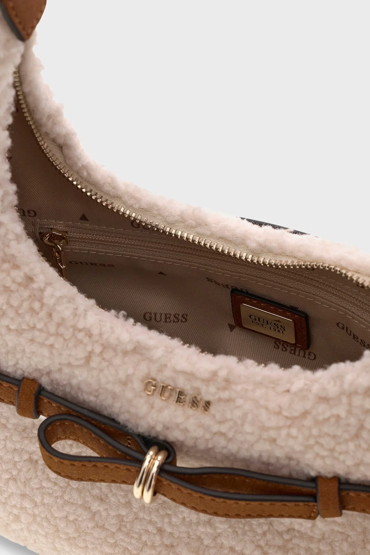 Guess Taylor Peluş Omuz Askılı HWWS2325770 Kadın Çanta HWWS23 25770 OFC Kırık beyaz-taba - 5
