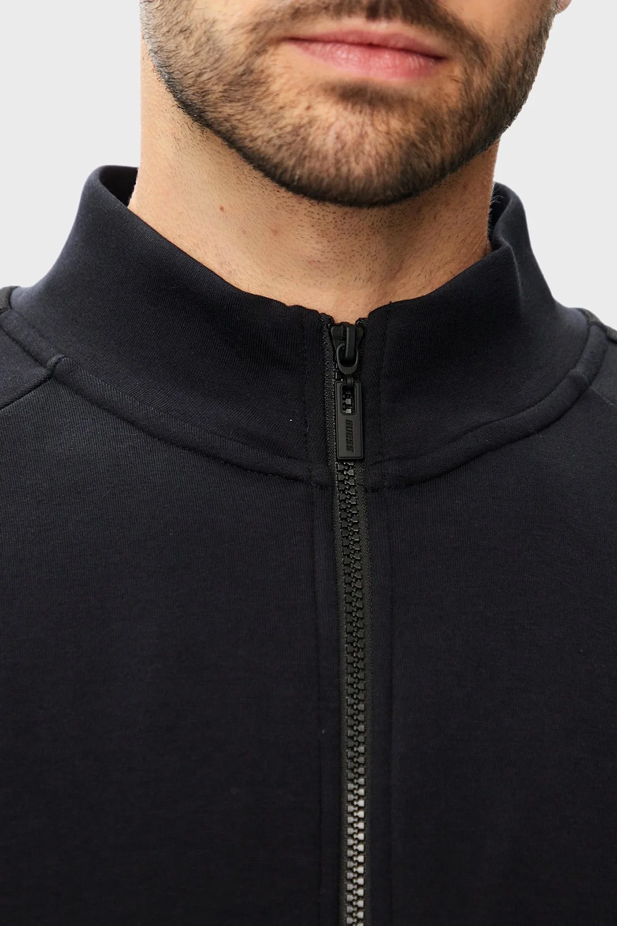 Guess Thor Logolu Regular Fit Dik Yaka Fermuarlı Z6YQ18K4964 Erkek Sweat Z6YQ18 K4964 JBLK Siyah - 4