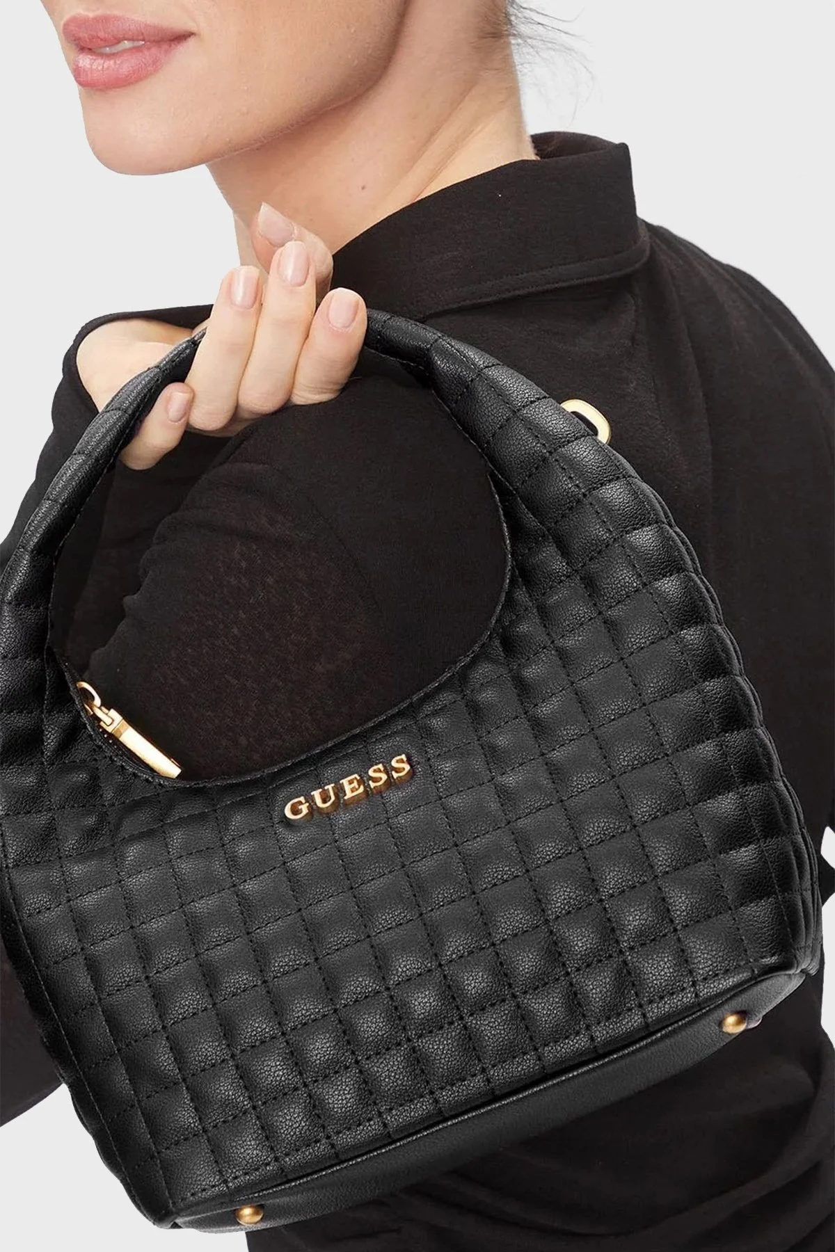 Guess Tia Hobo Çıkarılabilir Zincir Askılı HWQA9187120BLA Bayan Çanta HWQA9187120 BLA SİYAH - 2