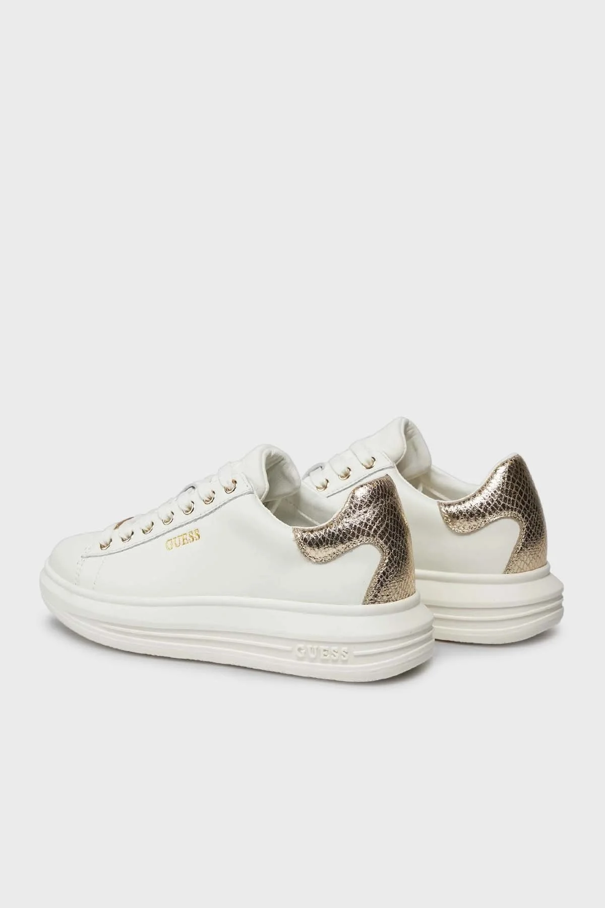 Guess Vibo Logolu Hakiki Deri Sneaker FL8VIB LEA12 Bayan Ayakkabı FL8VIBLEA12 WHIGO BEYAZ - 3