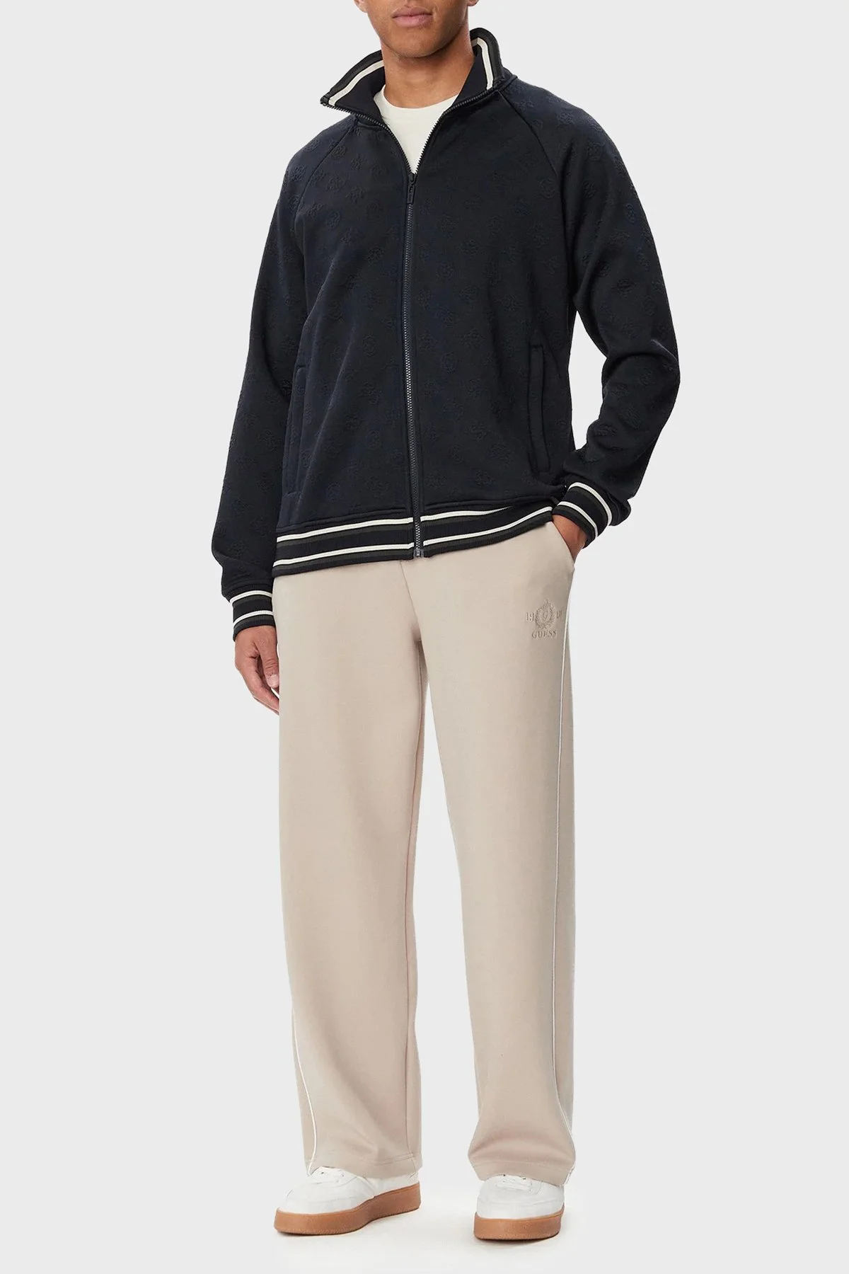 Guess Wallace Logolu Regular Fit Fermuarlı Dik Yaka Z6BQ07K6546 Erkek Sweat Z6BQ07 K6546 A73L Lacivert-beyaz - 2