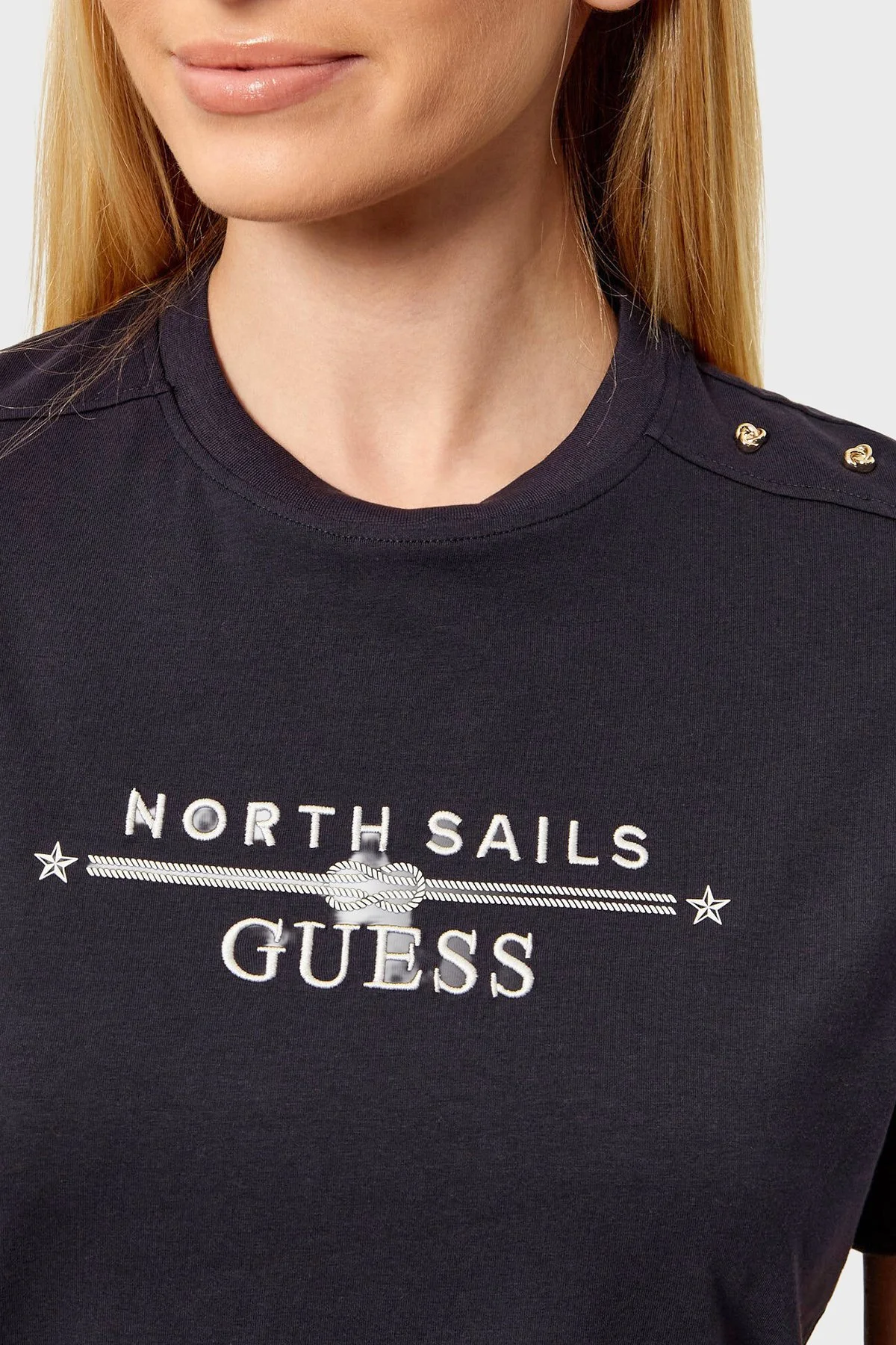 Guess Xns Pamuklu Regular Fit Bisiklet Yaka Logolu W6GI03K2657 Bayan T Shirt W6GI03 K2657 G7V2 LACİVERT - 4