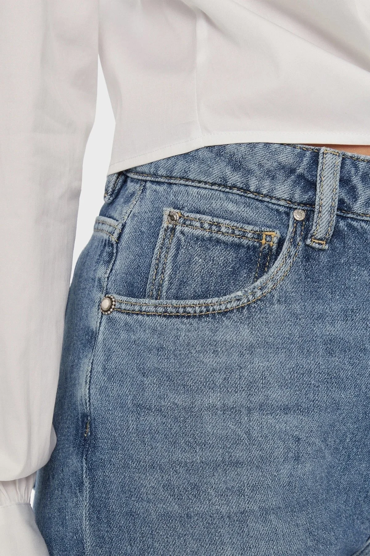 Guess Yüksek Bel Mom Jeans W4RA21D5912 Bayan Kot Pantolon W4RA21 D5912 TC0M MAVİ - 3