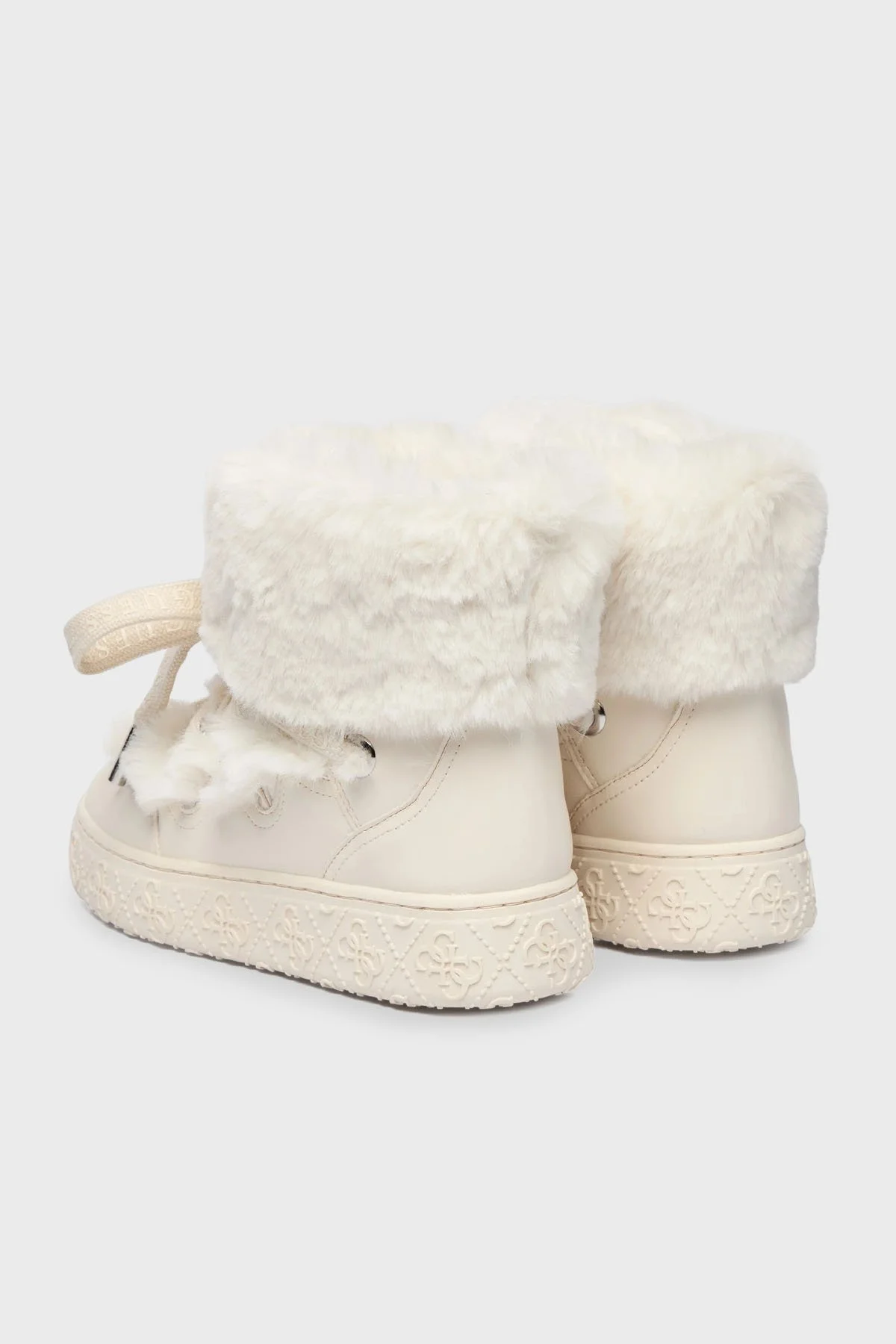 Guess Yumuşak Tüy Detaylı Kalın Tabanlı FLFUEKFUR10 Bayan Bot FLFUEK FUR10 IVORY BEYAZ - 10