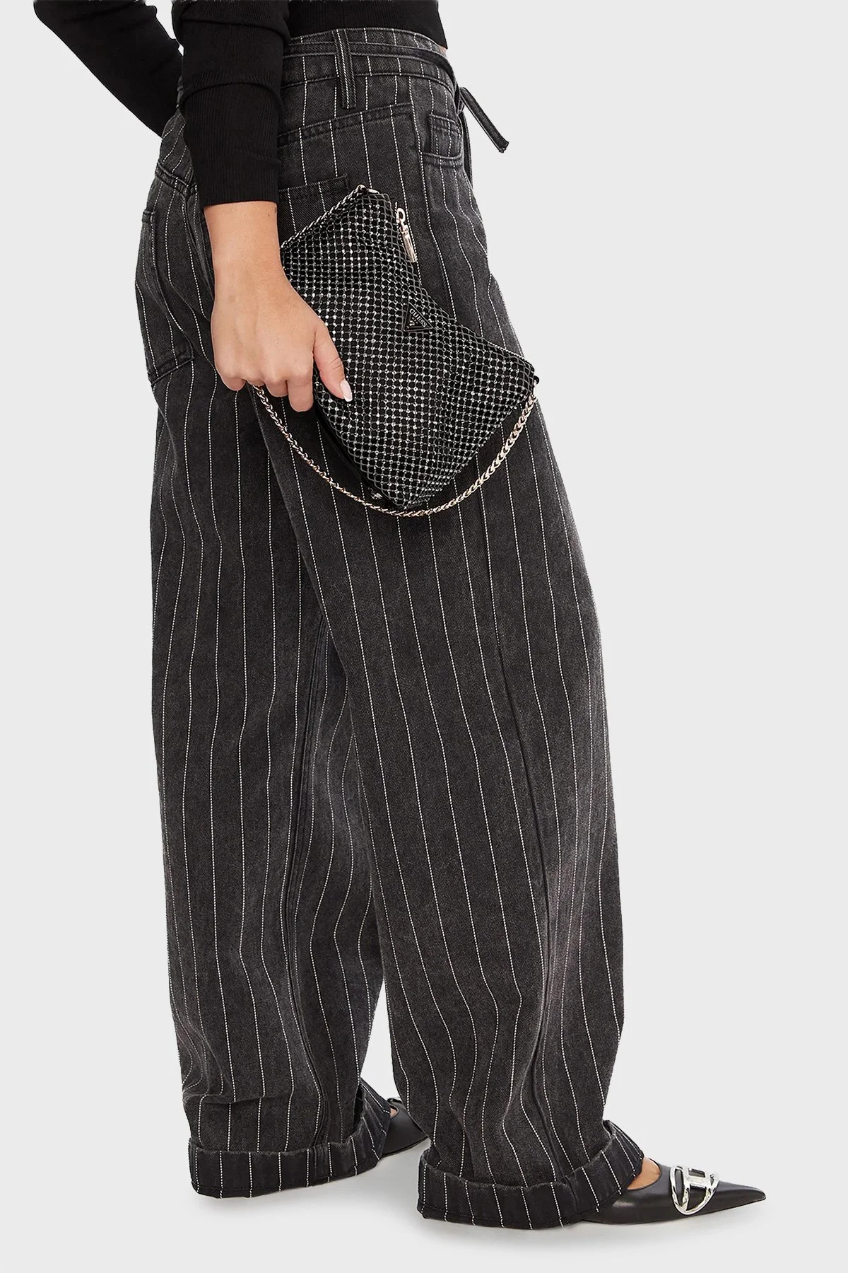 Guess Zalina Metal Hasır Logolu Zincir Askılı HWCE9350170 Bayan Çanta HWCE93 50170 PEW GÜMÜŞ - 2