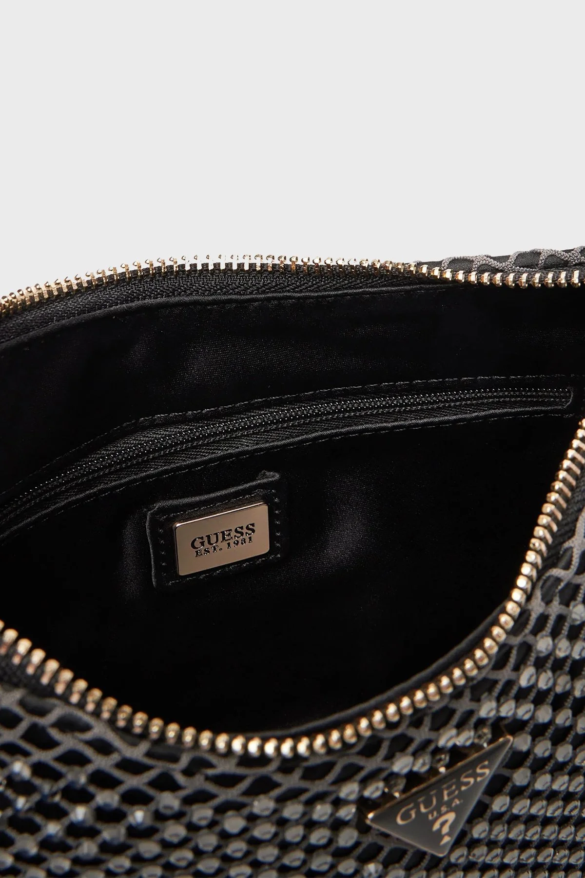 Guess Zalina Metal Hasır Logolu Zincir Askılı HWCE9350170 Bayan Çanta HWCE93 50170 PEW GÜMÜŞ - 5