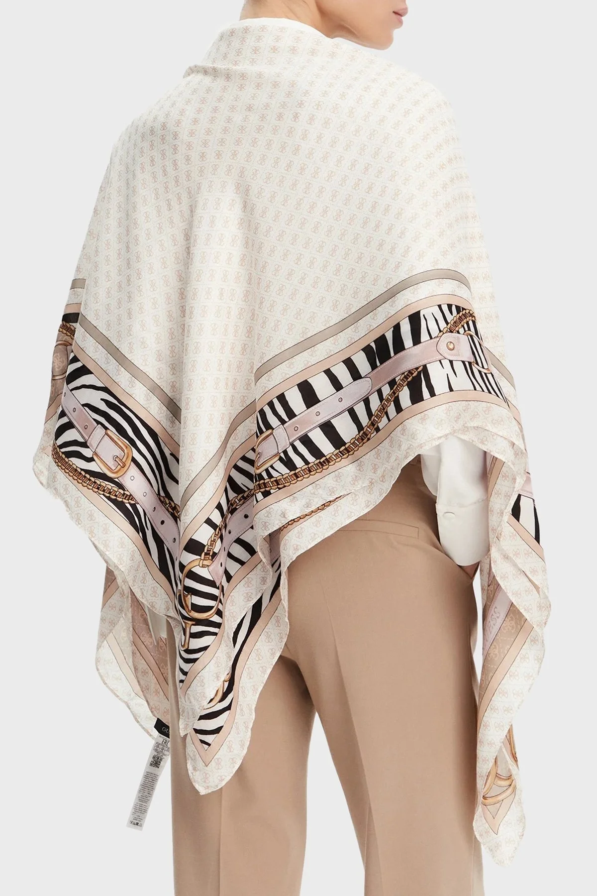 Guess Zamira 4G Logo Baskılı 130 x 130 cm AW5302SIL03 Bayan Şal AW5302 SIL03 DKO BEJ - 2