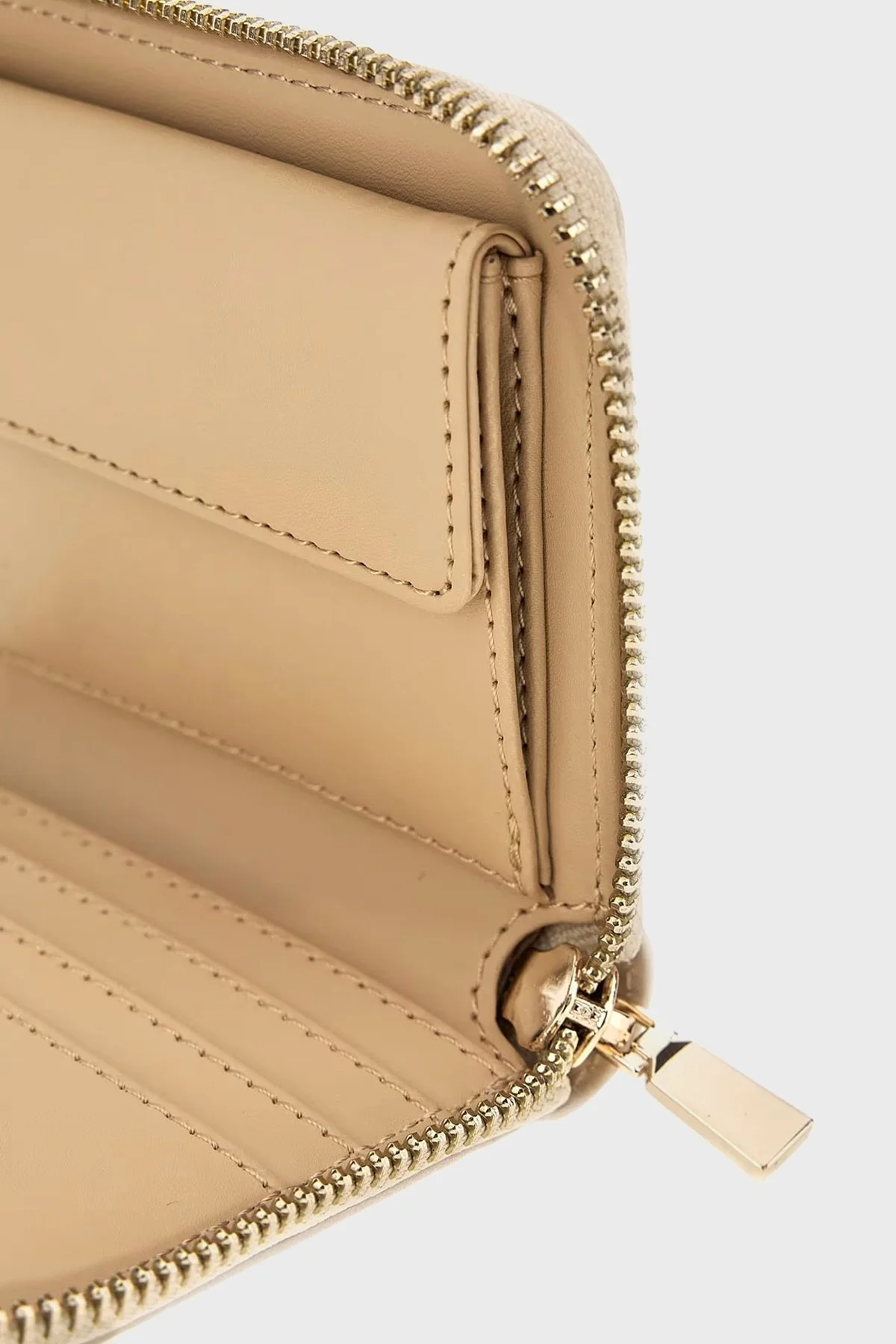 Guess Zamira 4G Logolu Fermuarlı SWSG9629137 Bayan Cüzdan SWSG96 29137 OCL PEMBE - 3