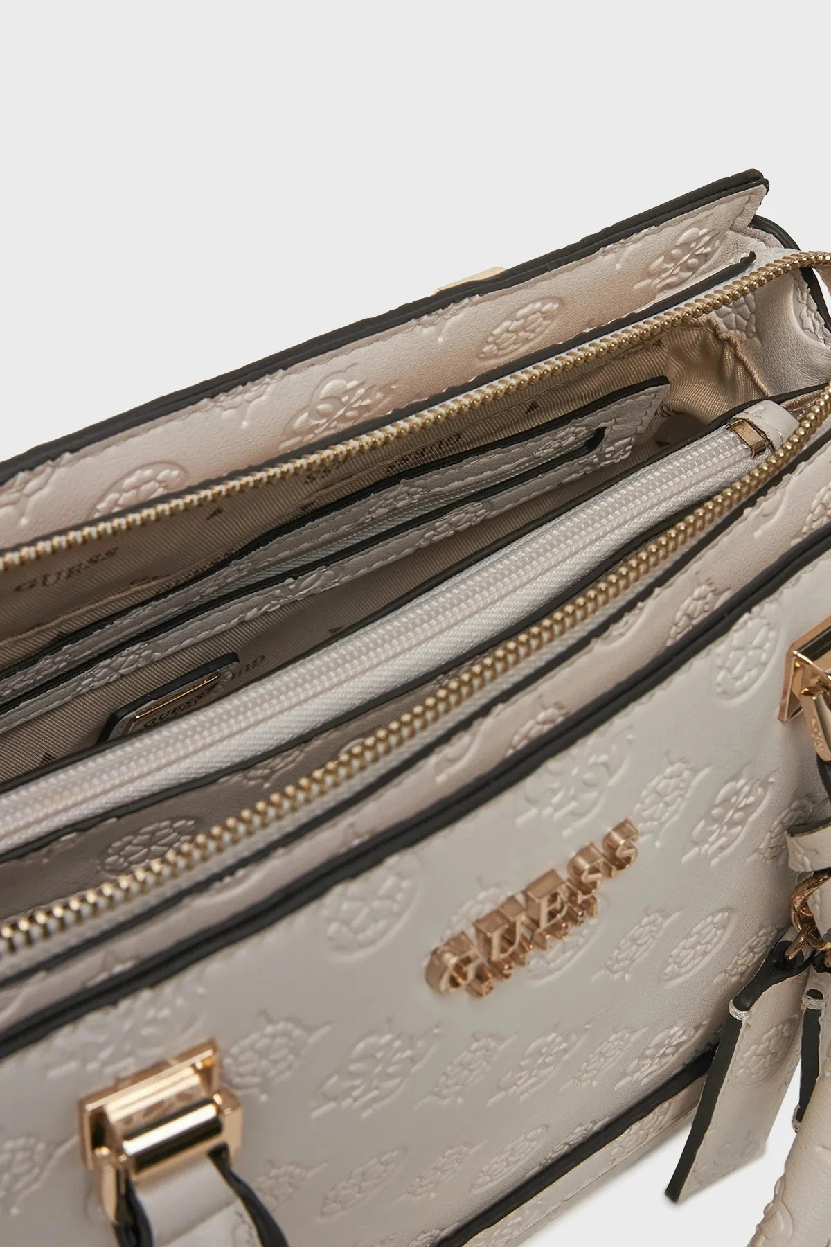 Guess Zarela Kabartmalı Logo Baskılı Çıkarılabilir Askılı HWPD9630060 Bayan Çanta HWPD96 30060 OFL BEYAZ - 9